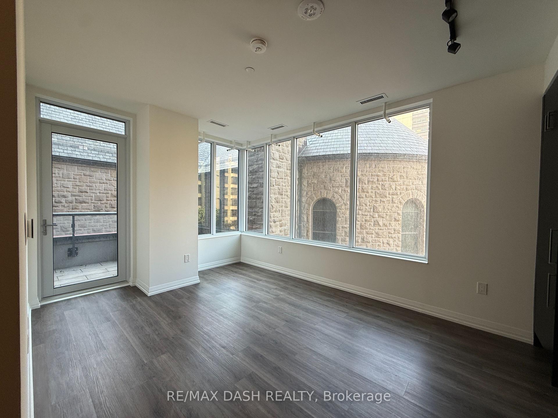 Photo 11 of Unit 401, 280 Dundas Street W, Toronto, University — HOMEH