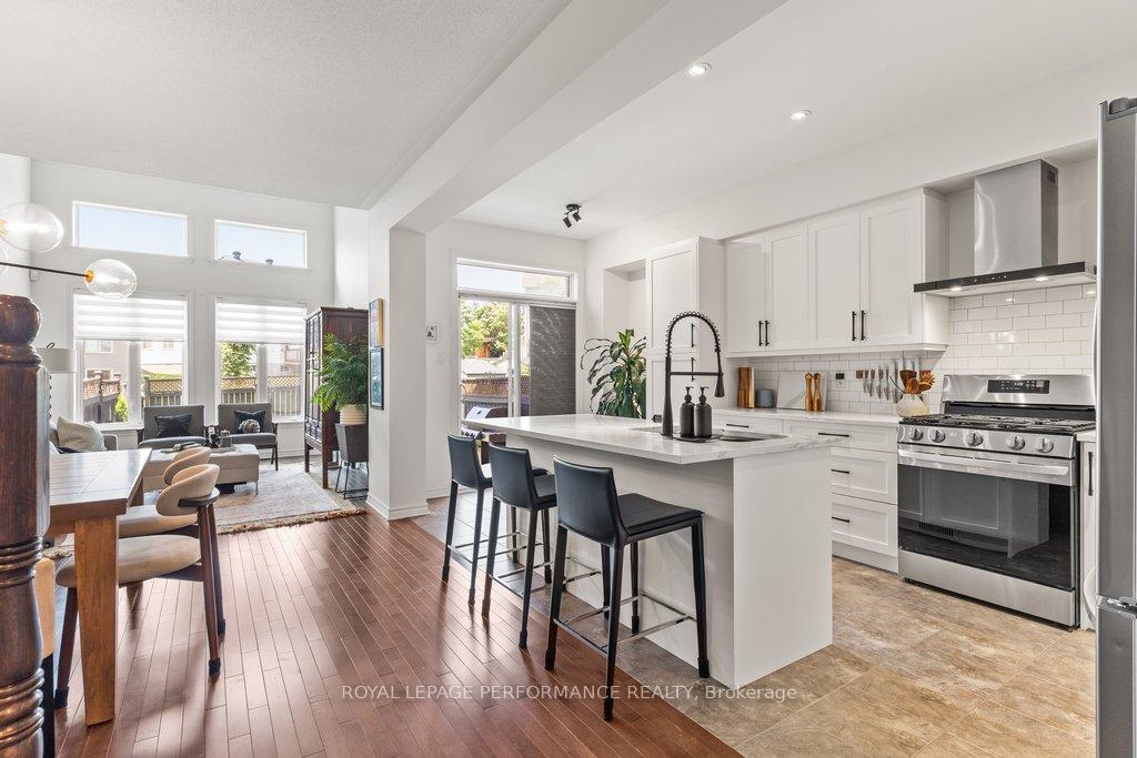 Photo 6 of 216 Badgeley Avenue, Ottawa, Kanata - Kanata Lakes/Heritage Hills — HOMEH