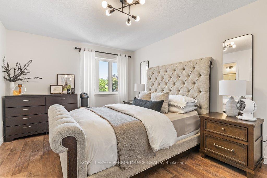 Photo 25 of 216 Badgeley Avenue, Ottawa, Kanata - Kanata Lakes/Heritage Hills — HOMEH