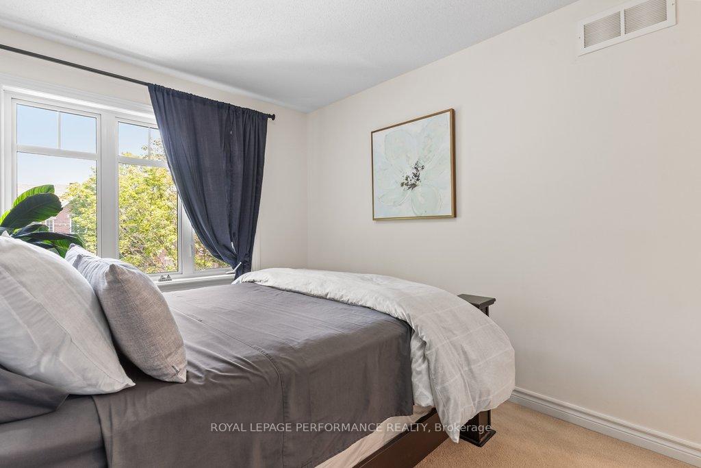 Photo 32 of 216 Badgeley Avenue, Ottawa, Kanata - Kanata Lakes/Heritage Hills — HOMEH