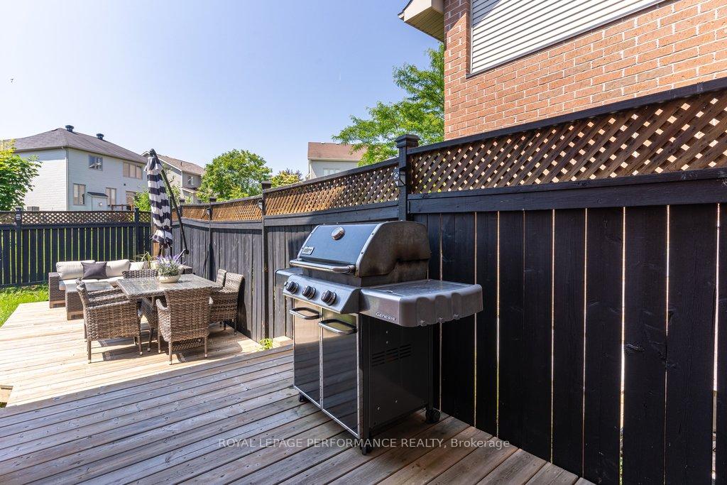 Photo 40 of 216 Badgeley Avenue, Ottawa, Kanata - Kanata Lakes/Heritage Hills — HOMEH
