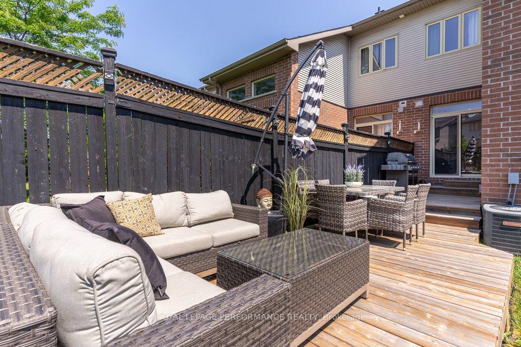 Photo 43 of 216 Badgeley Avenue, Ottawa, Kanata - Kanata Lakes/Heritage Hills — HOMEH