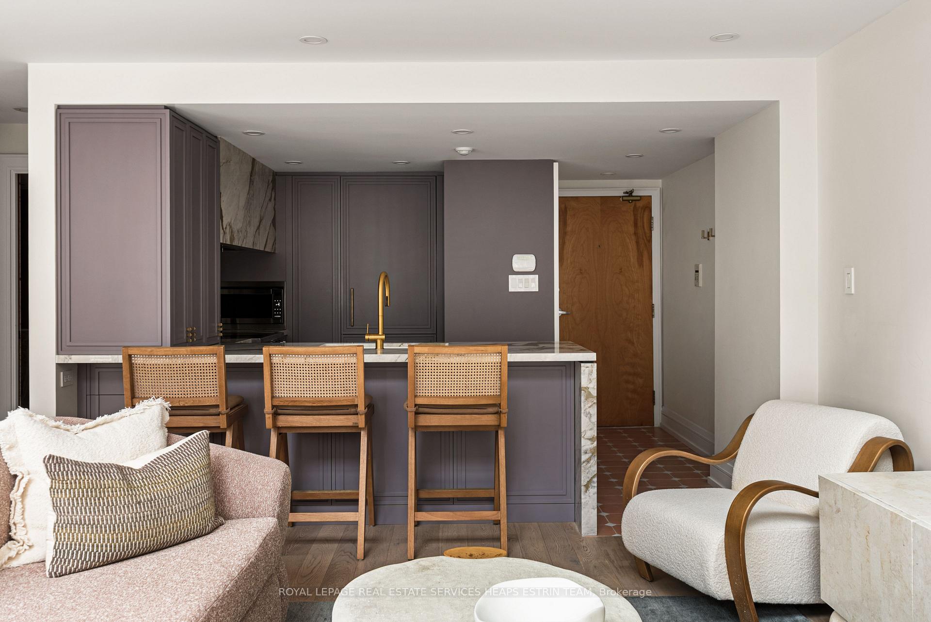 Photo 7 of Unit 710, 80 Cumberland Street, Toronto, The Annex — HOMEH