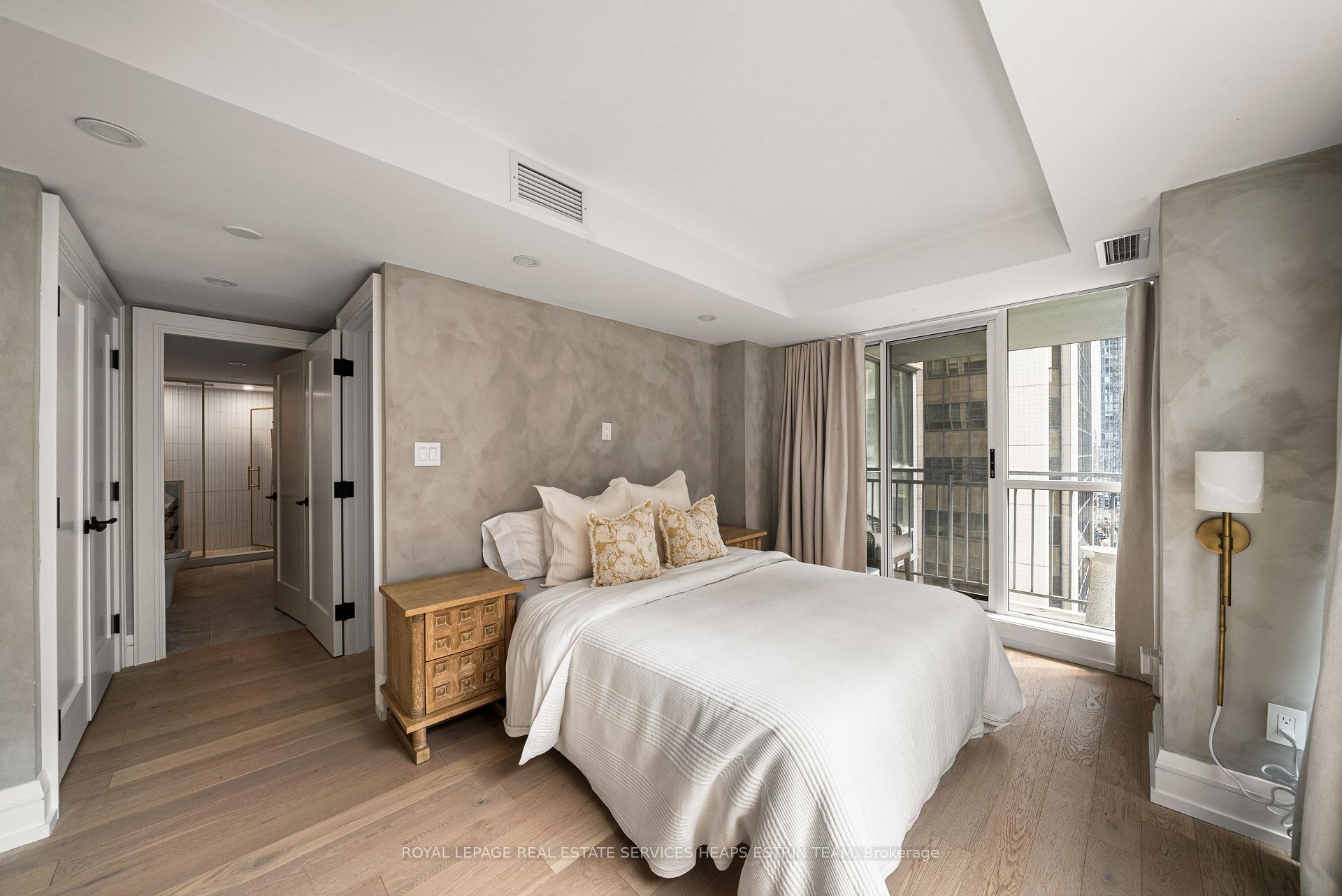 Photo 15 of Unit 710, 80 Cumberland Street, Toronto, The Annex — HOMEH