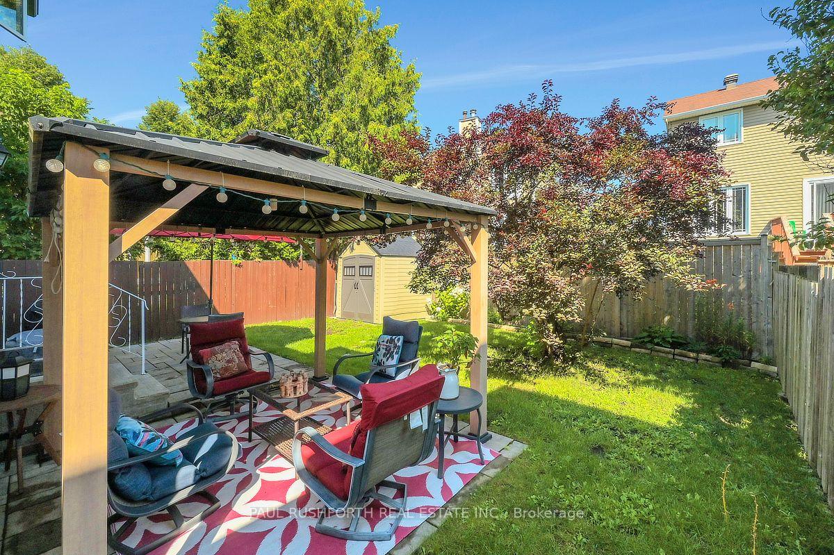 Photo 29 of 289 Kennedy Lane E, Ottawa, Bilberry Creek/Queenswood Heights — HOMEH