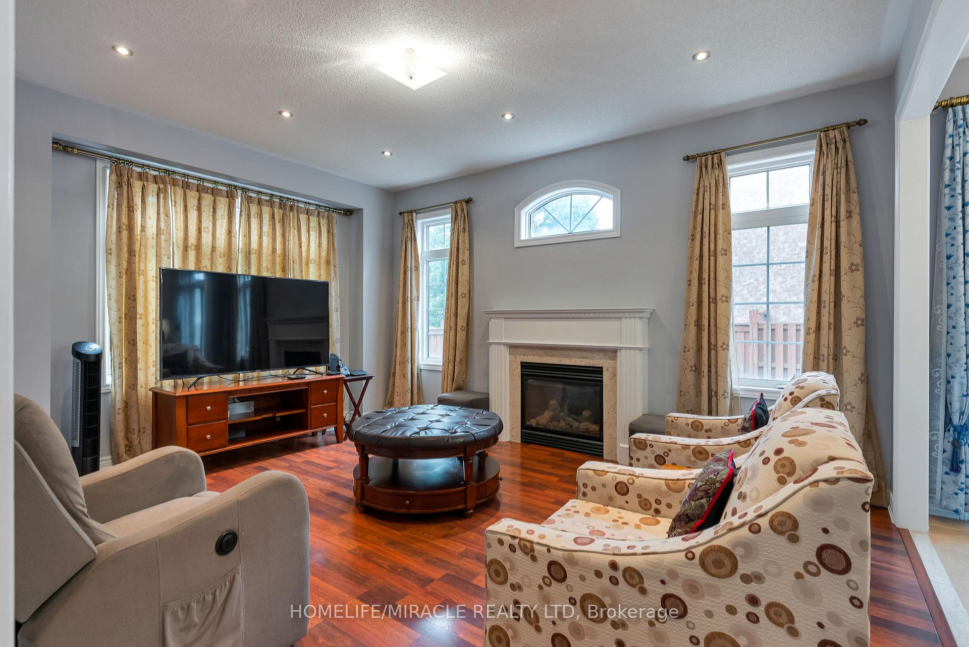 Photo 12 of 9 Peridot Road, Brampton, Bram East — HOMEH