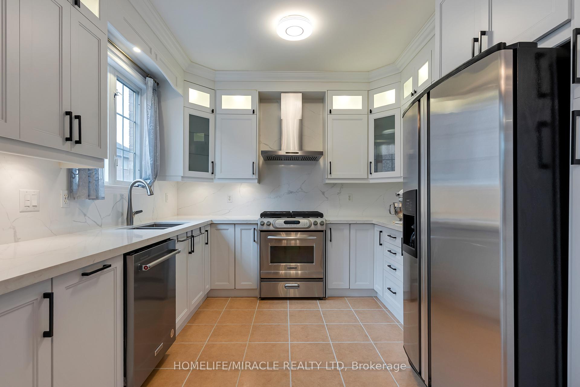 Photo 17 of 9 Peridot Road, Brampton, Bram East — HOMEH