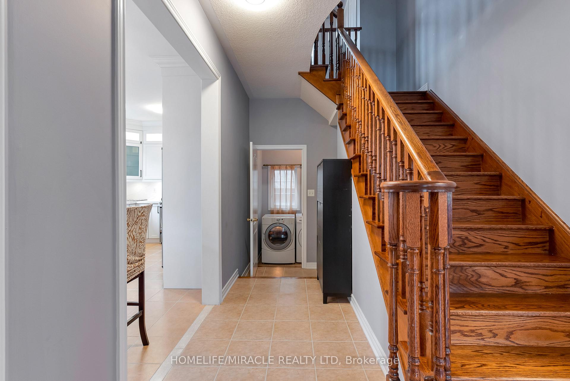 Photo 23 of 9 Peridot Road, Brampton, Bram East — HOMEH