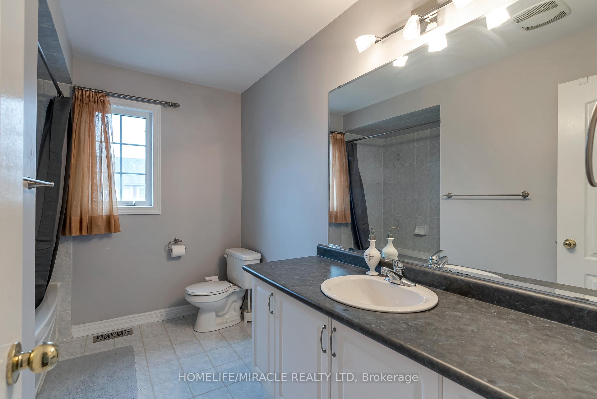 Photo 38 of 9 Peridot Road, Brampton, Bram East — HOMEH