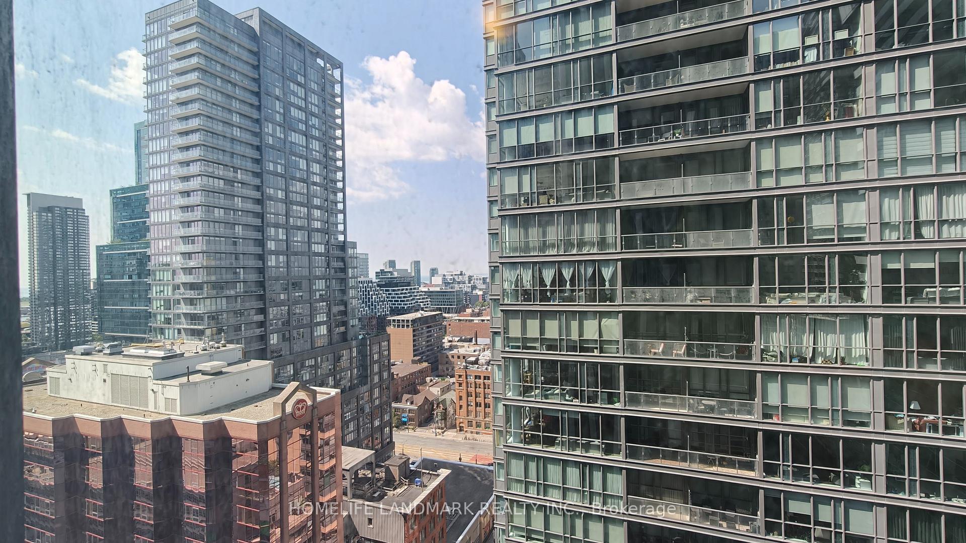 Front of Unit 2119, 400 King Street W
