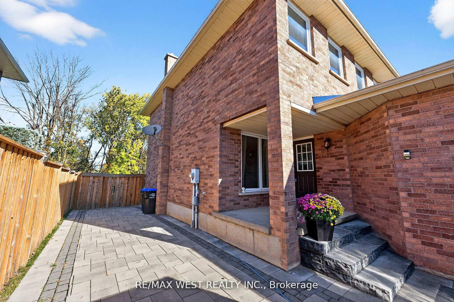 Photo 7 of 100 Kerr Boulevard, New Tecumseth, Alliston — HOMEH