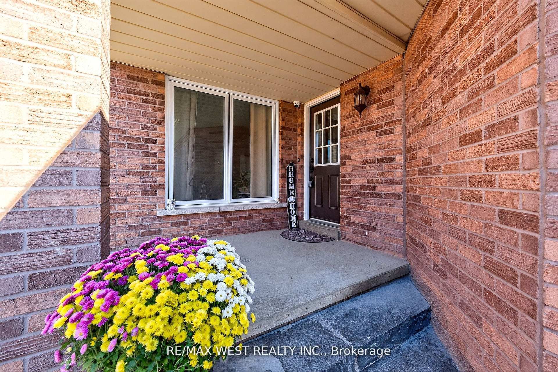 Photo 8 of 100 Kerr Boulevard, New Tecumseth, Alliston — HOMEH