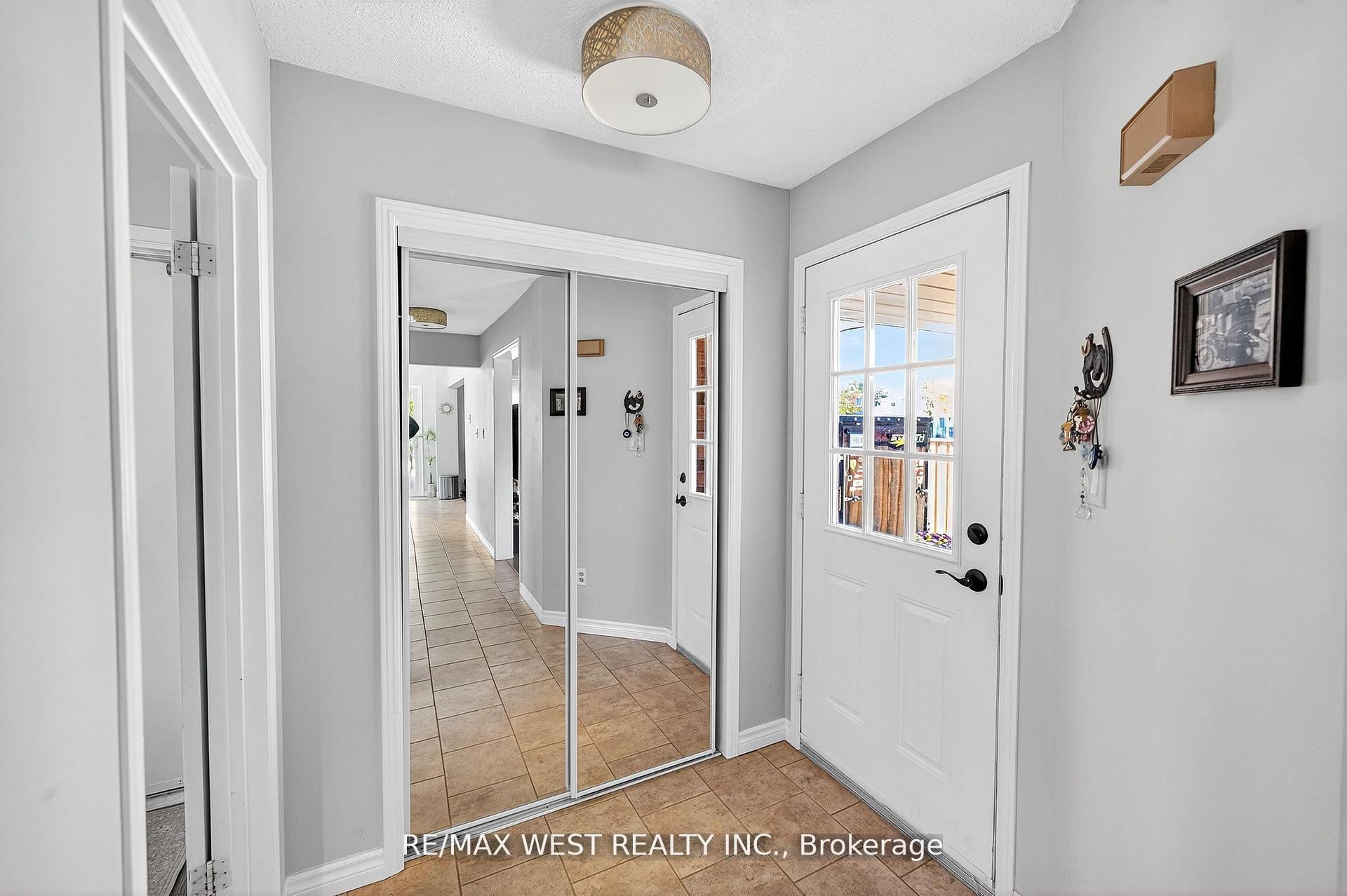 Photo 9 of 100 Kerr Boulevard, New Tecumseth, Alliston — HOMEH