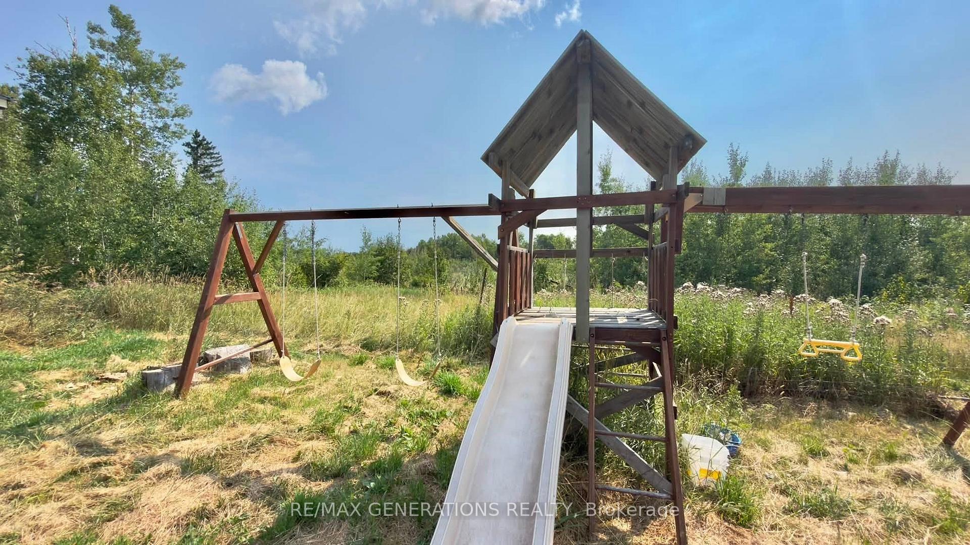 Photo 11 of 88 Bishop Road, Thunder Bay Remote Area, Strange — HOMEH