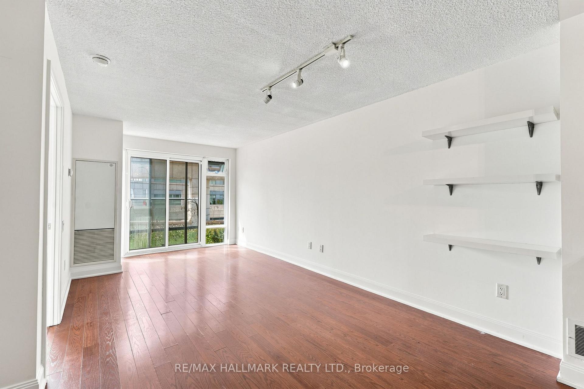 Photo 2 of Unit 403, 2191 Yonge Street, Toronto, Mount Pleasant West — HOMEH