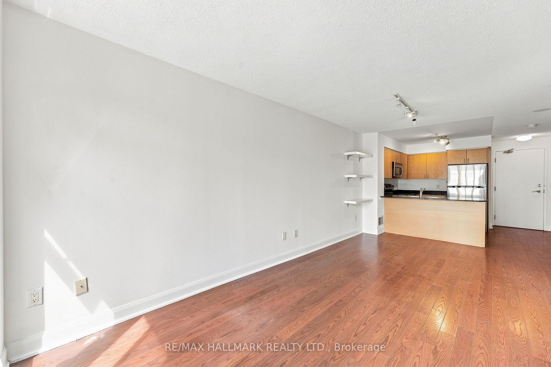 Photo 18 of Unit 403, 2191 Yonge Street, Toronto, Mount Pleasant West — HOMEH