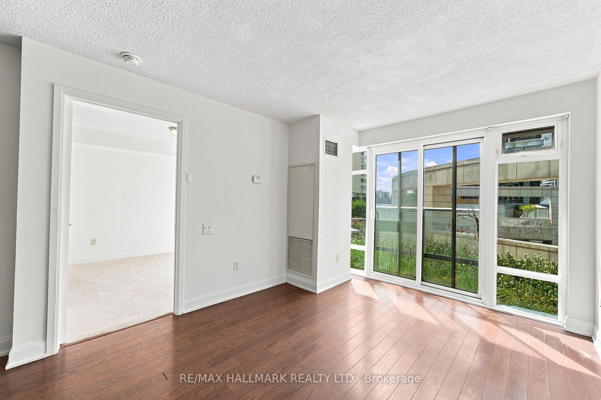 Photo 22 of Unit 403, 2191 Yonge Street, Toronto, Mount Pleasant West — HOMEH