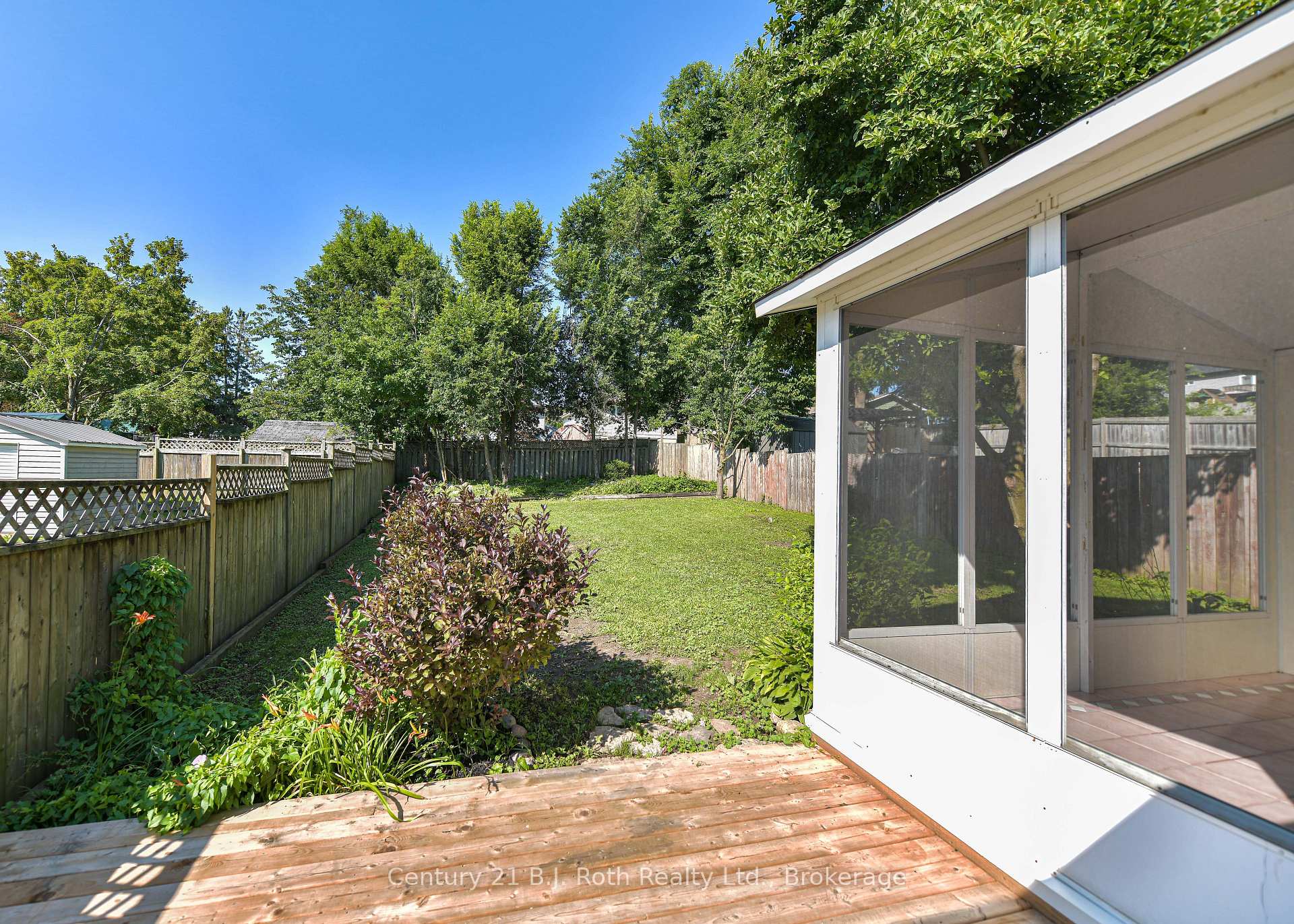 Photo 8 of 12 Clinton Street, Orillia — HOMEH