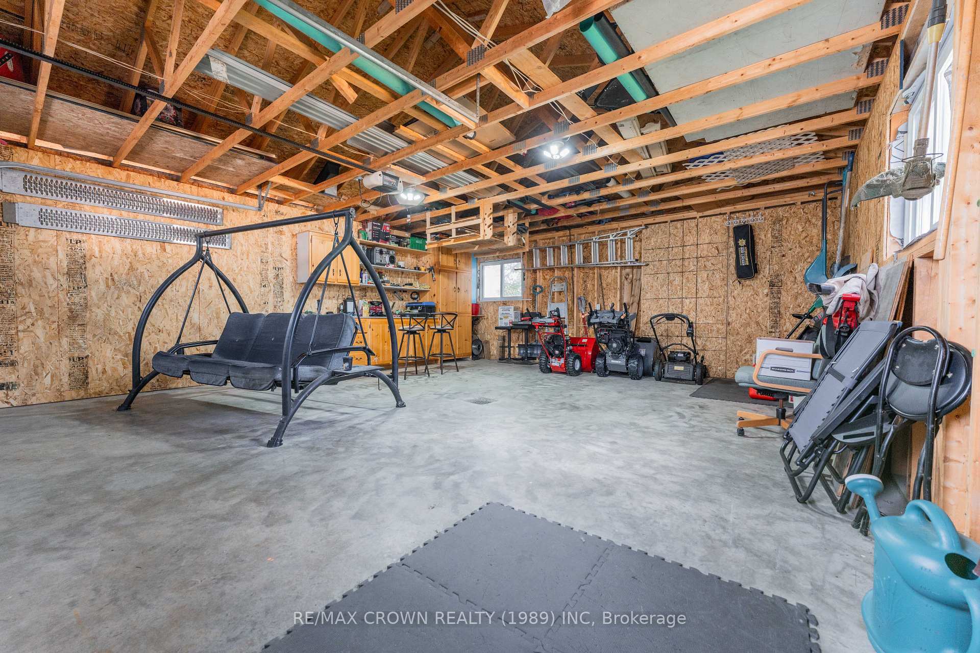 Photo 3 of 19 Lemarier Street, Kapuskasing — HOMEH