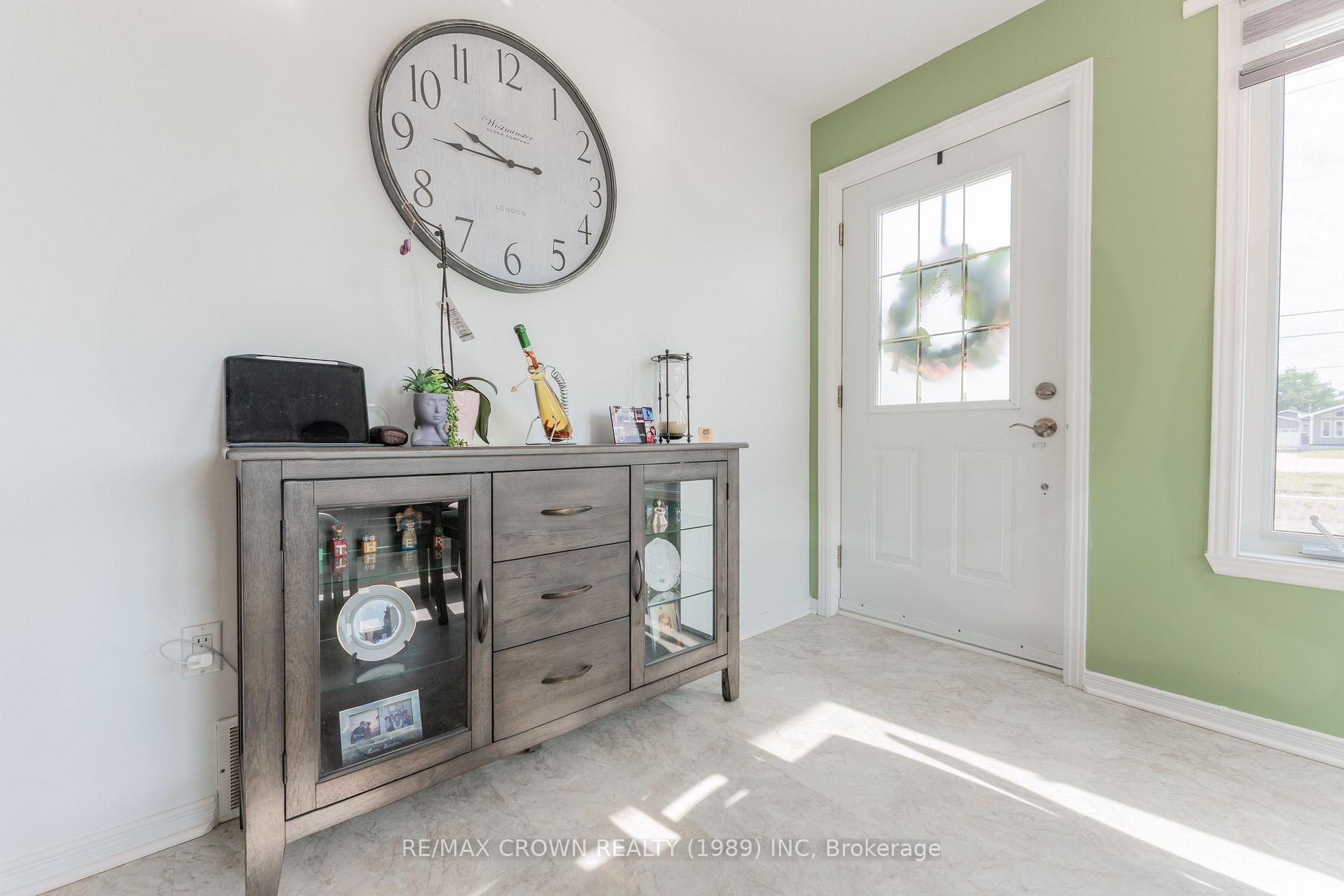 Photo 11 of 19 Lemarier Street, Kapuskasing — HOMEH