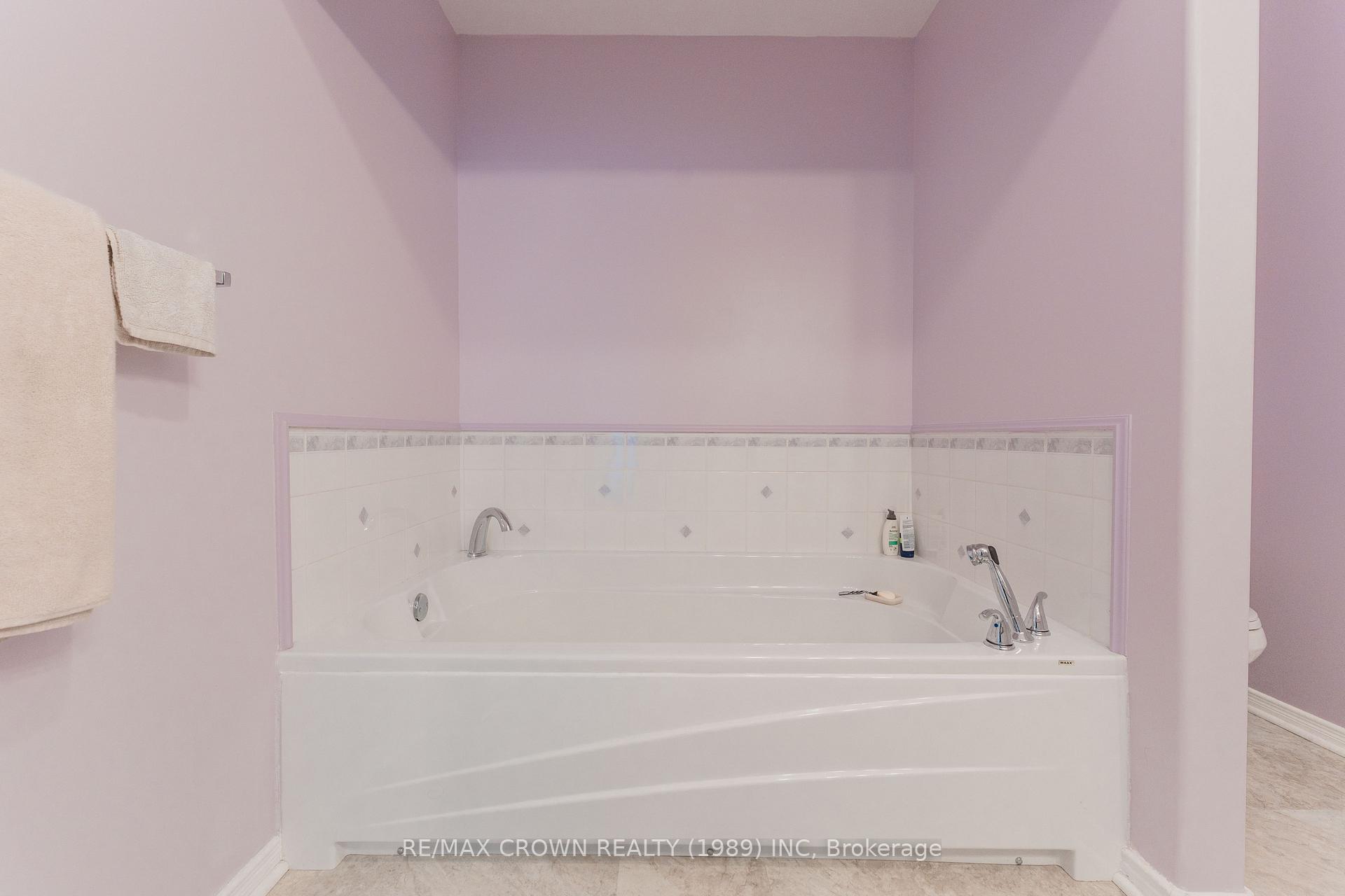 Photo 21 of 19 Lemarier Street, Kapuskasing — HOMEH