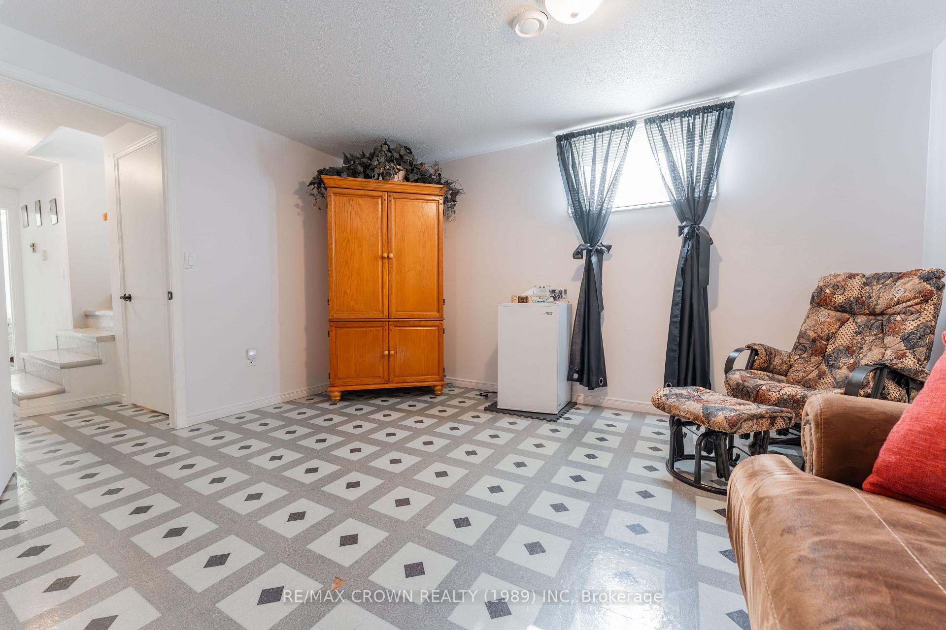 Photo 27 of 19 Lemarier Street, Kapuskasing — HOMEH