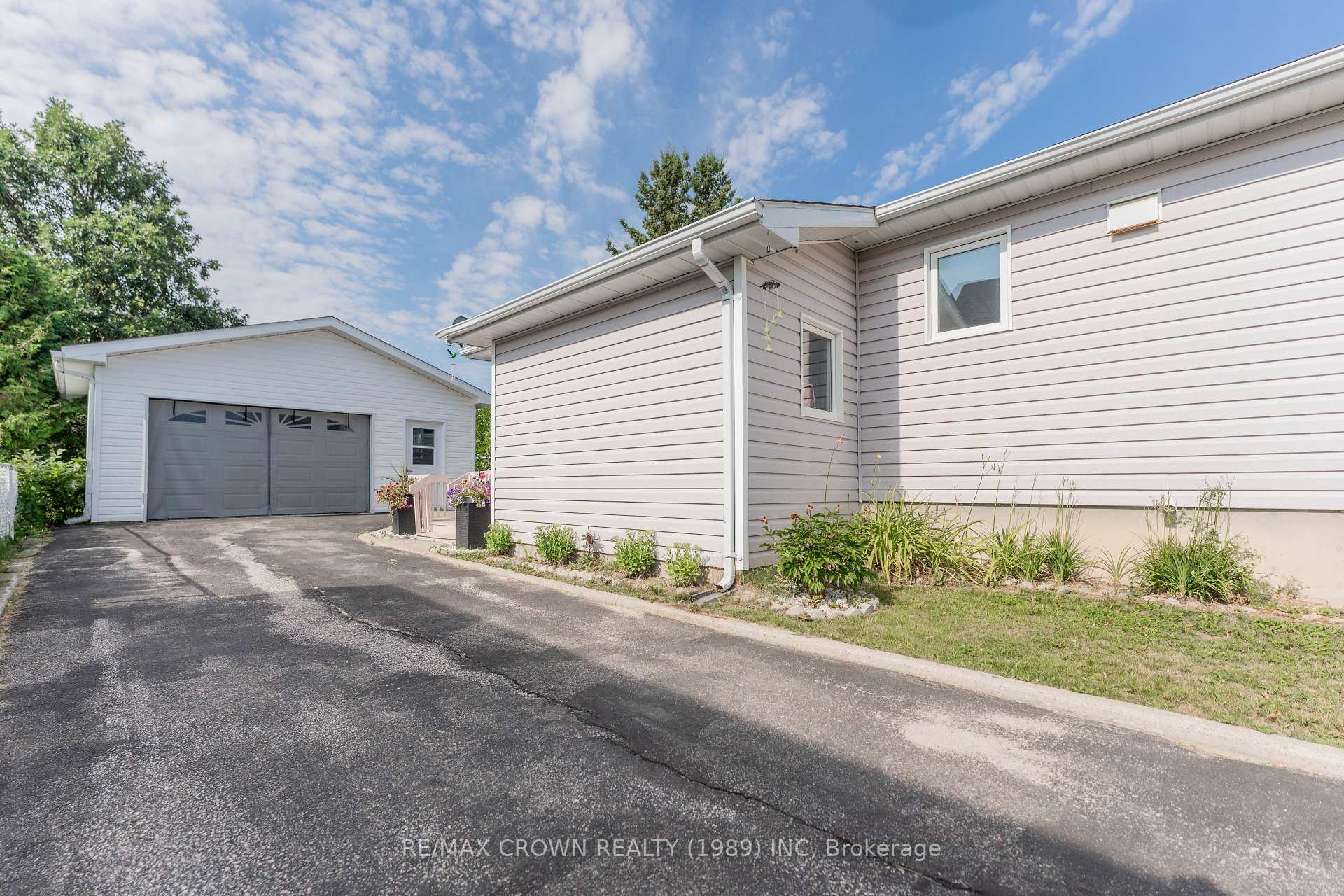 Photo 41 of 19 Lemarier Street, Kapuskasing — HOMEH