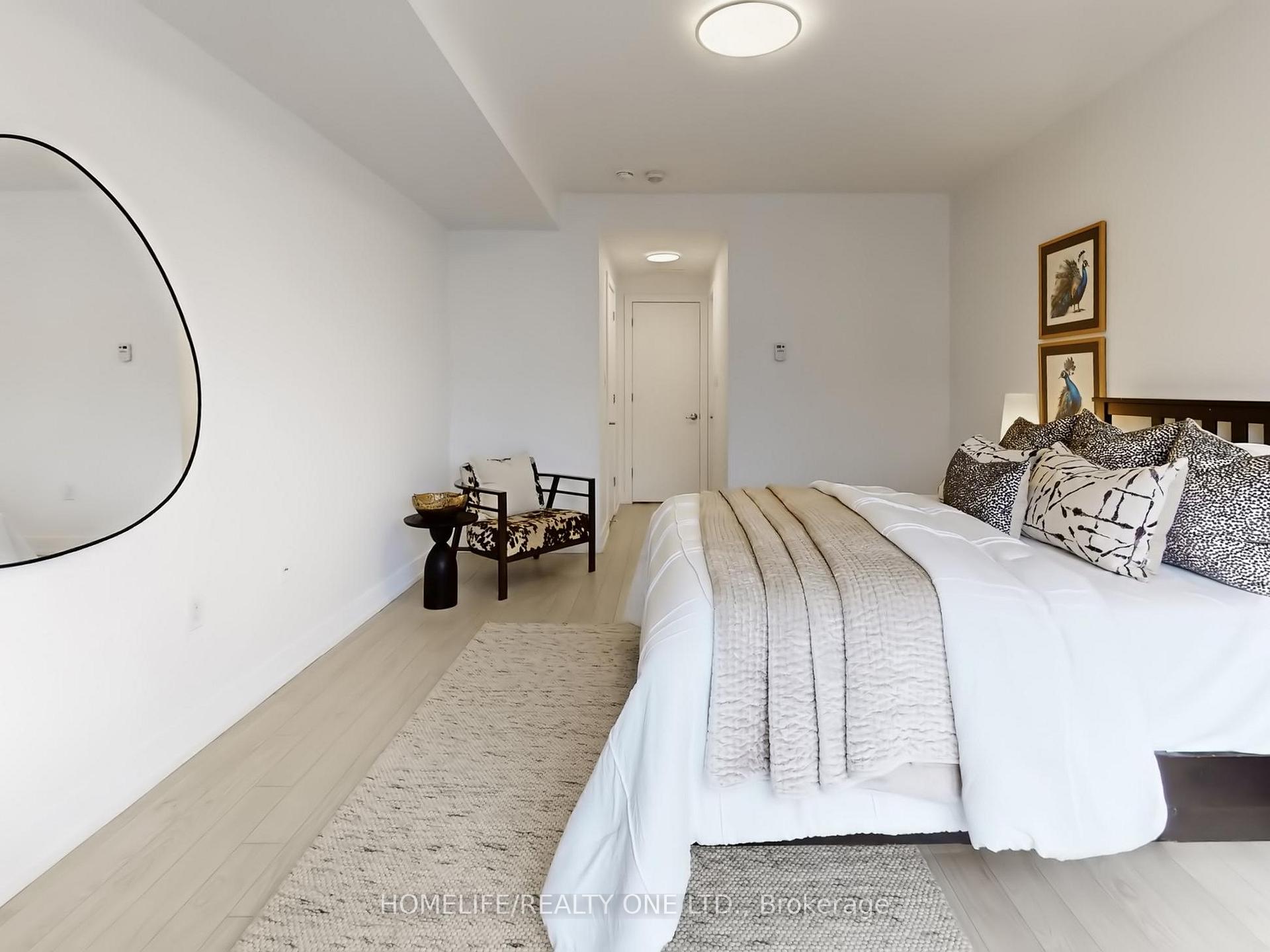 Photo 16 of 1076 Lansdowne Avenue, Toronto, Dovercourt-Wallace Emerson-Junction — HOMEH