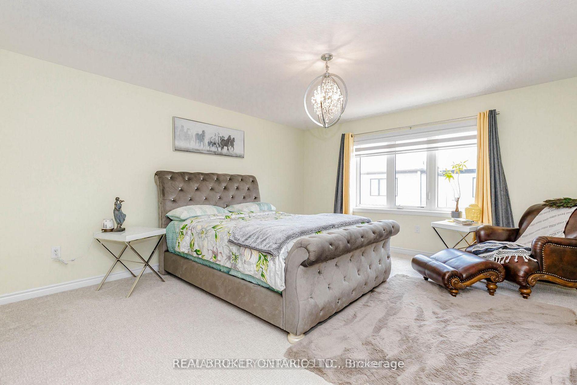 Photo 21 of 67 Malcolm Crescent, Haldimand — HOMEH