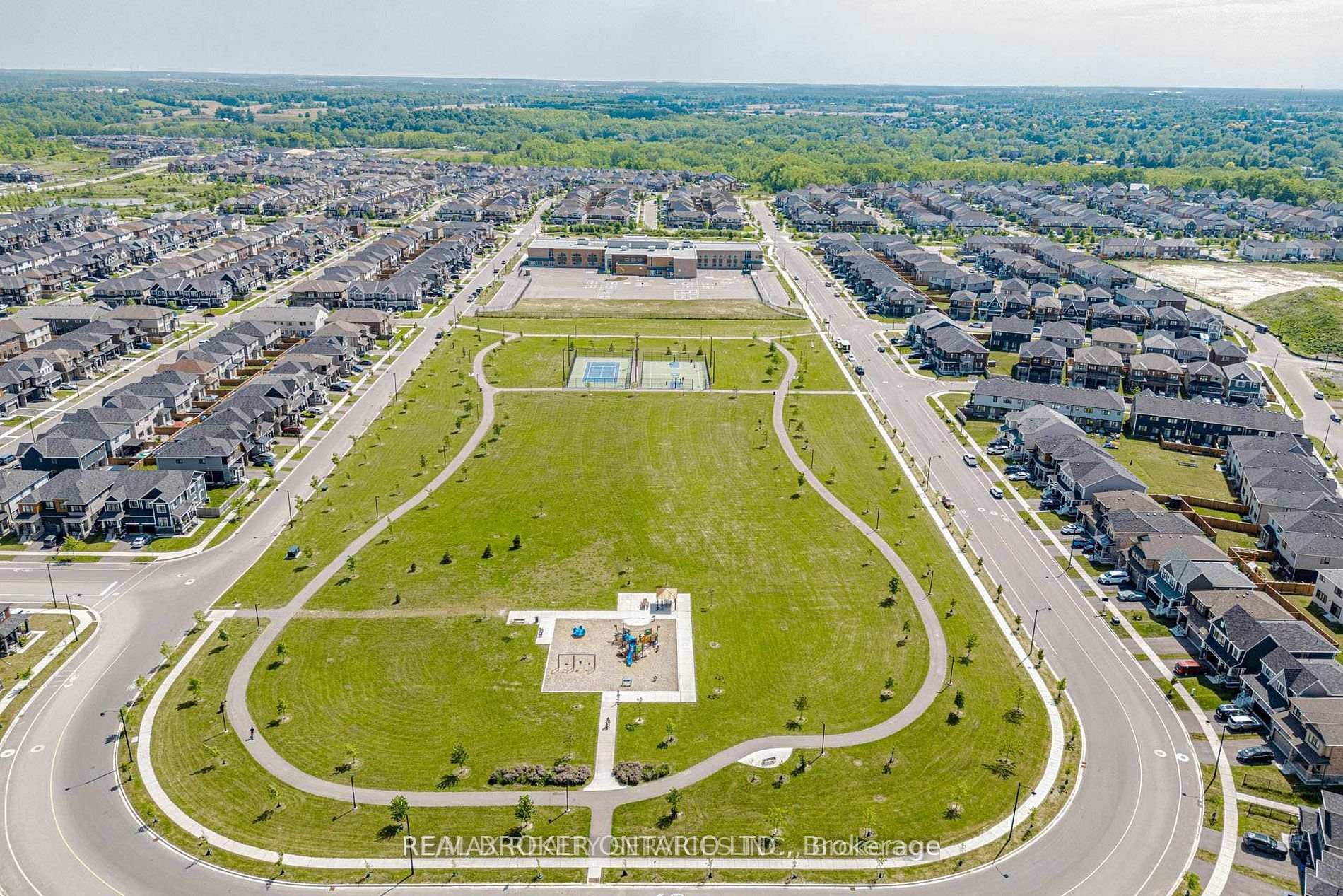 Photo 42 of 67 Malcolm Crescent, Haldimand — HOMEH