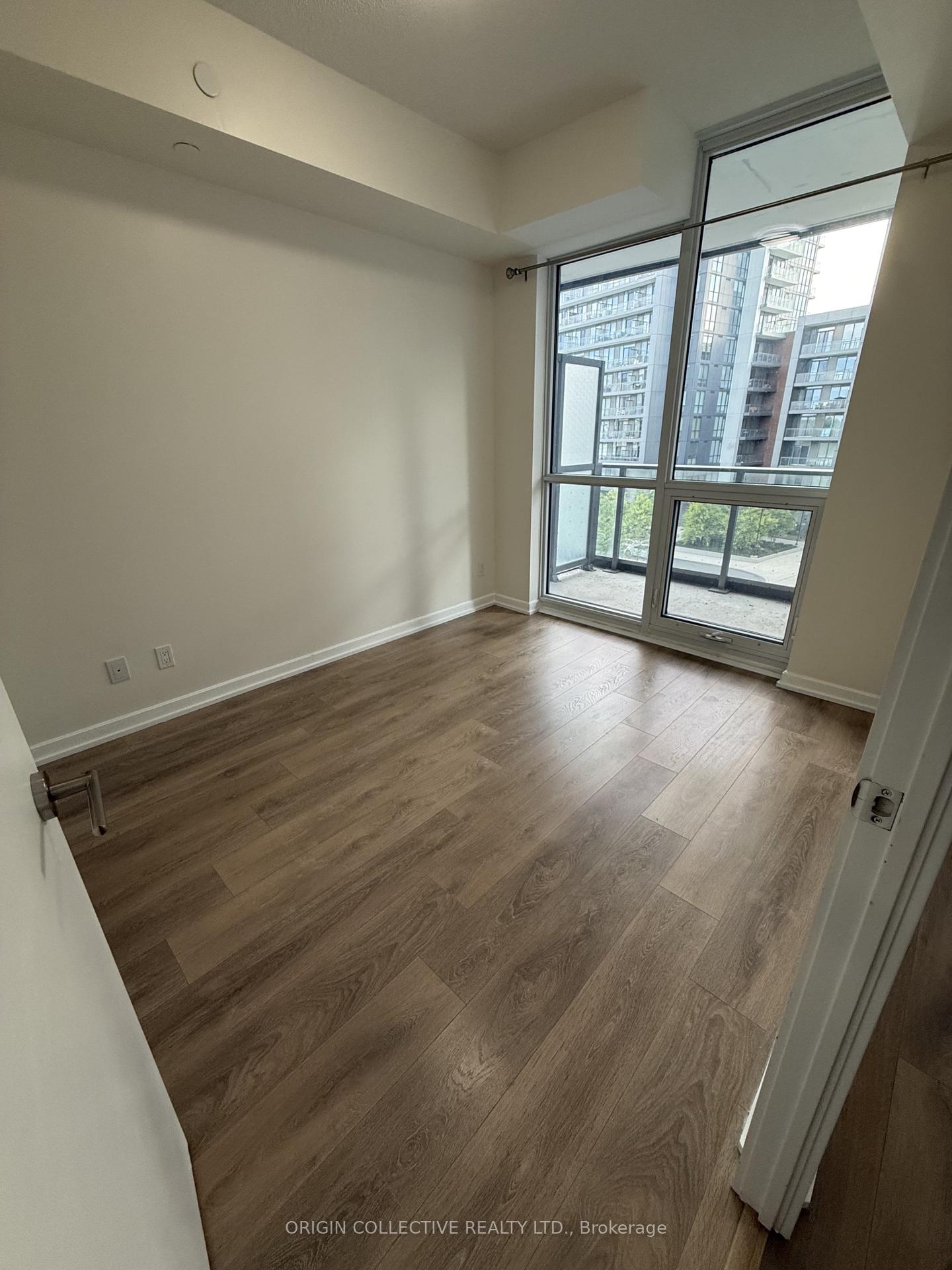 Photo 6 of Unit 407, 32 Forest Manor Road, North York, Henry Farm — HOMEH