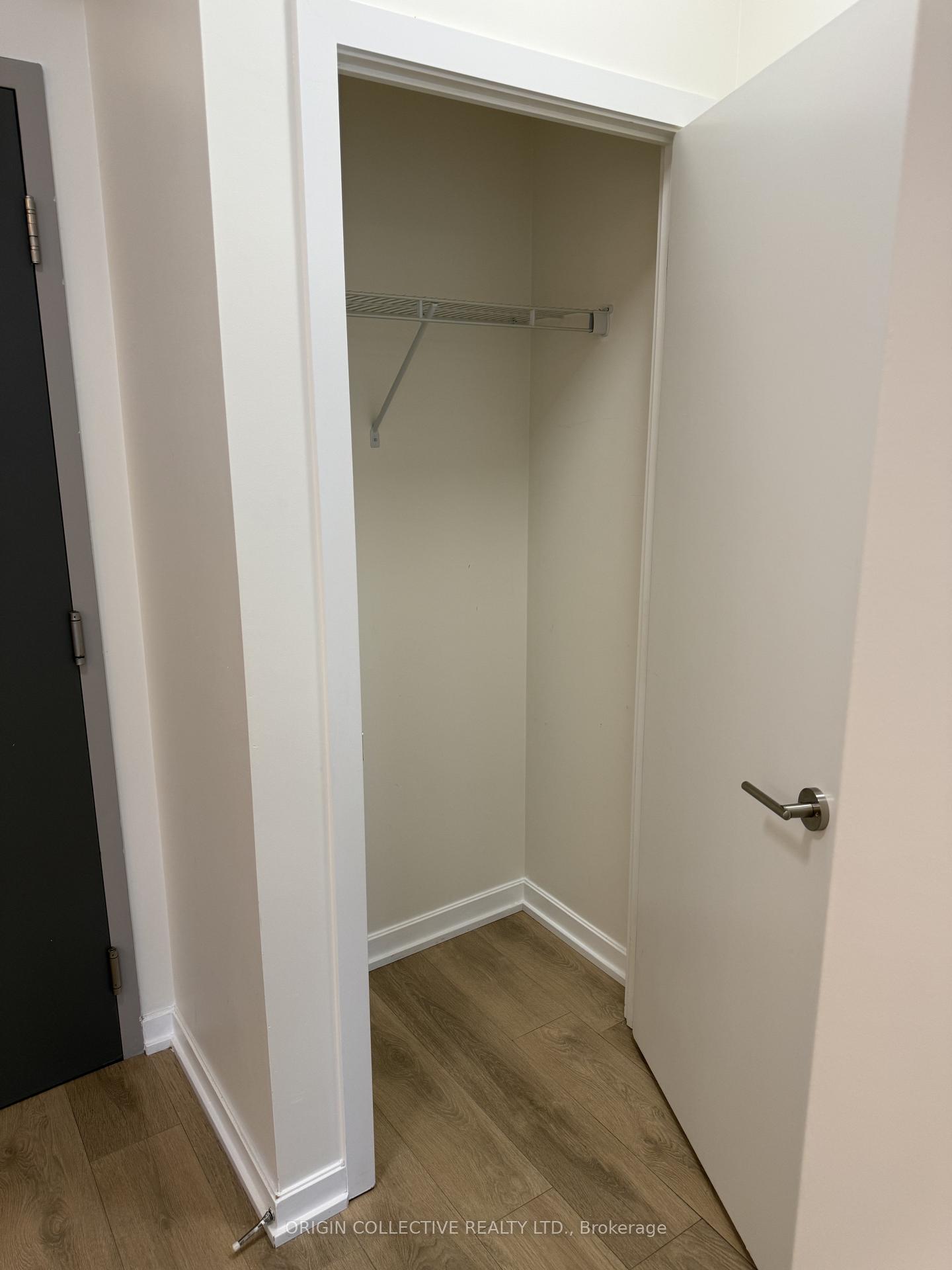 Photo 8 of Unit 407, 32 Forest Manor Road, North York, Henry Farm — HOMEH