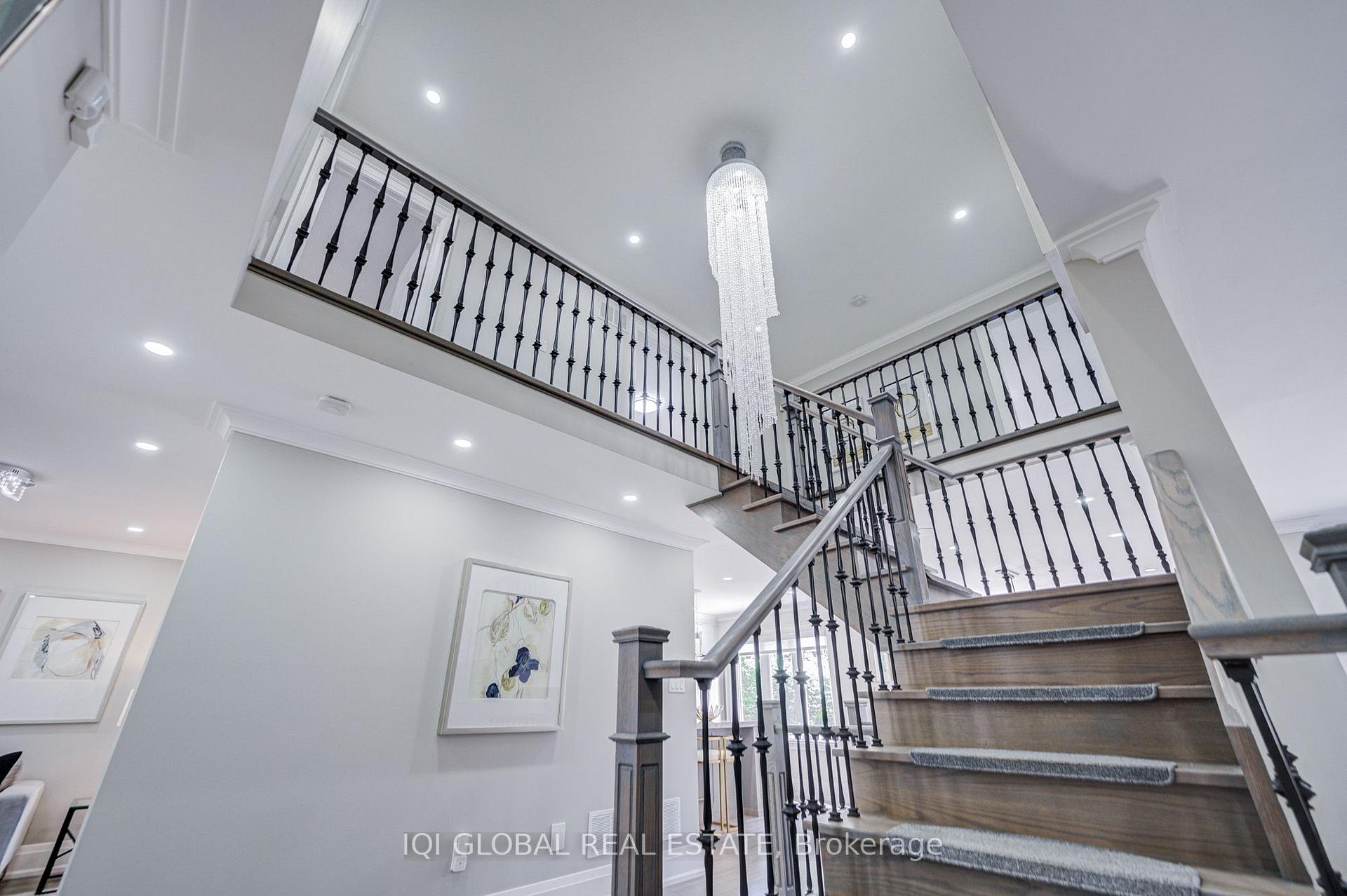 Photo 6 of 235 Belview Avenue, Vaughan, East Woodbridge — HOMEH