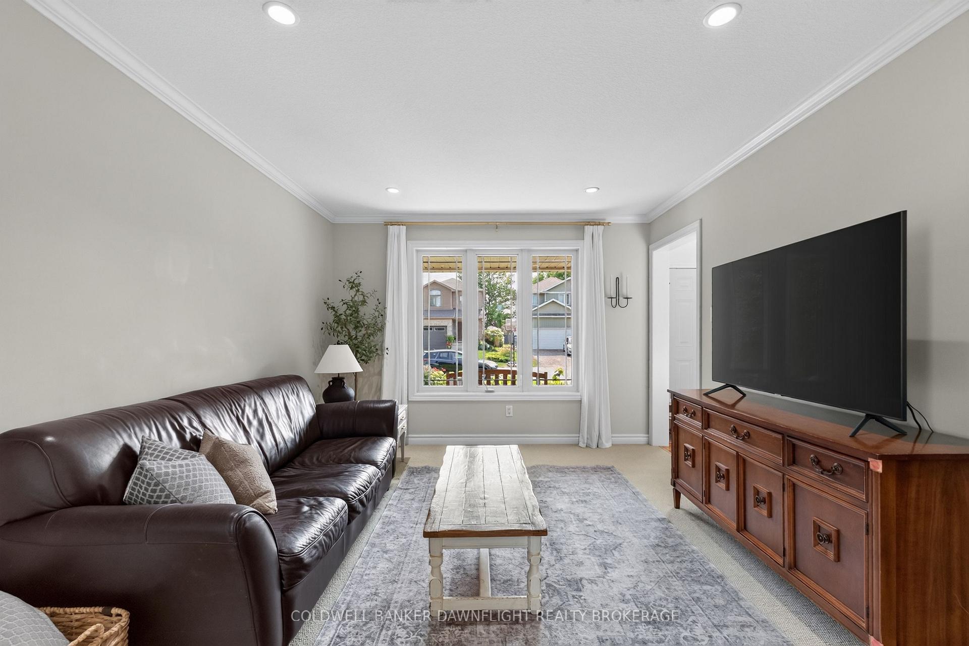 Photo 8 of 7 Finch Street, North Middlesex, Ailsa Craig — HOMEH