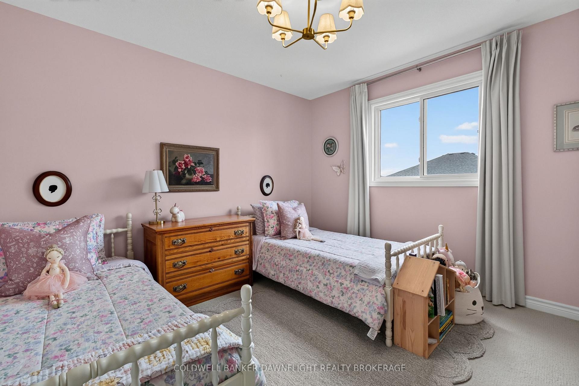 Photo 25 of 7 Finch Street, North Middlesex, Ailsa Craig — HOMEH