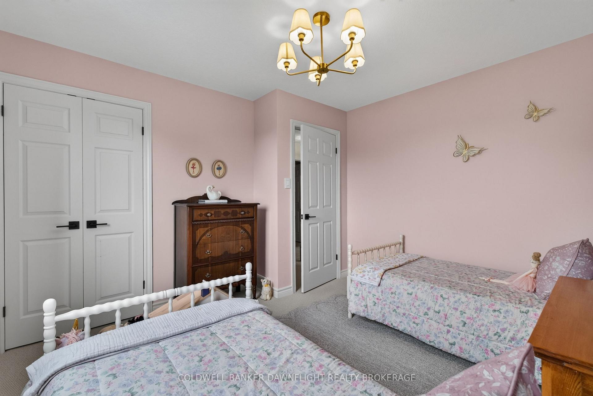 Photo 27 of 7 Finch Street, North Middlesex, Ailsa Craig — HOMEH