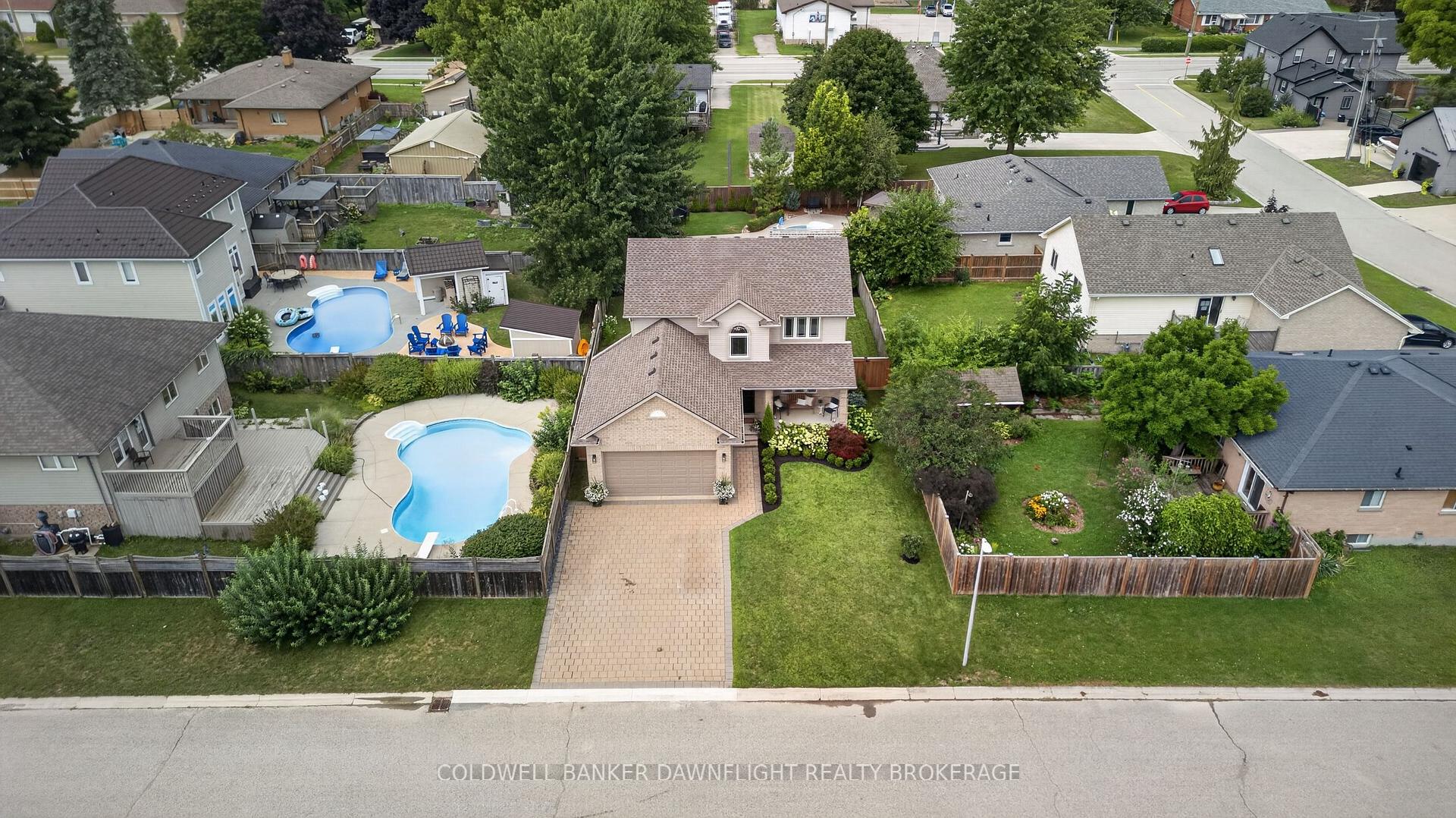 Photo 43 of 7 Finch Street, North Middlesex, Ailsa Craig — HOMEH