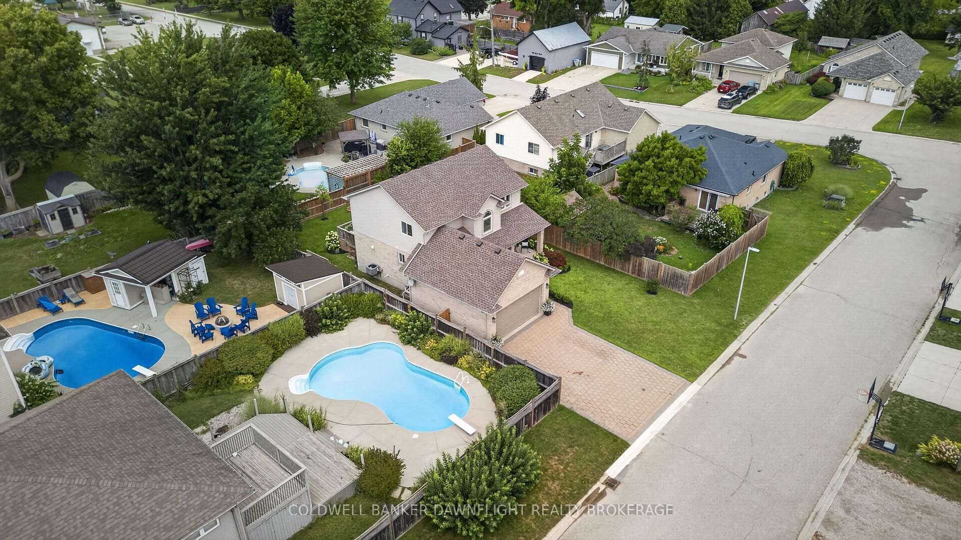 Photo 44 of 7 Finch Street, North Middlesex, Ailsa Craig — HOMEH