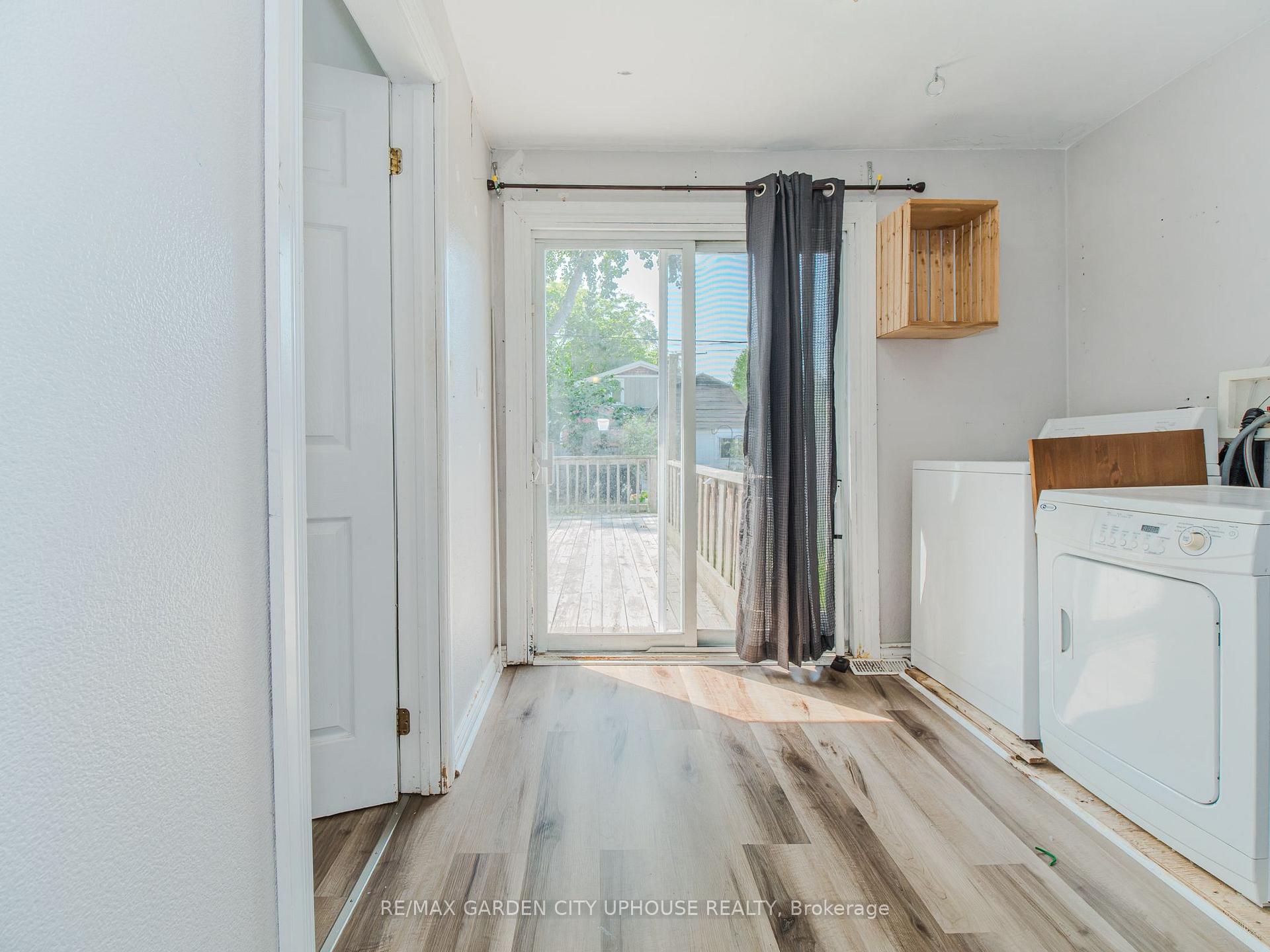 Photo 9 of 12 Beachaven Drive, St. Catharines, Port Weller — HOMEH