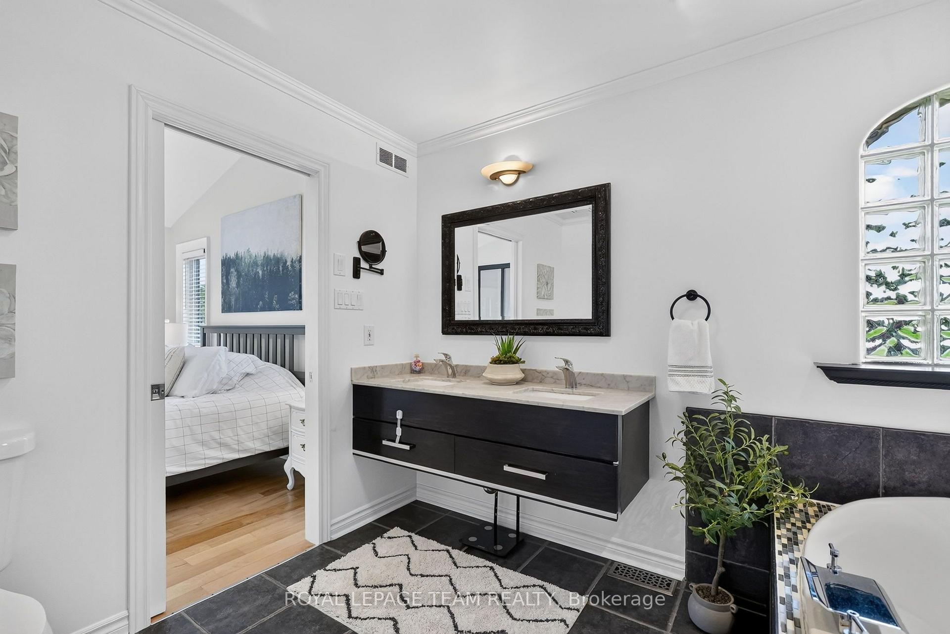 Photo 26 of 1550 Stanleyfield Crescent, Ottawa, Greely — HOMEH