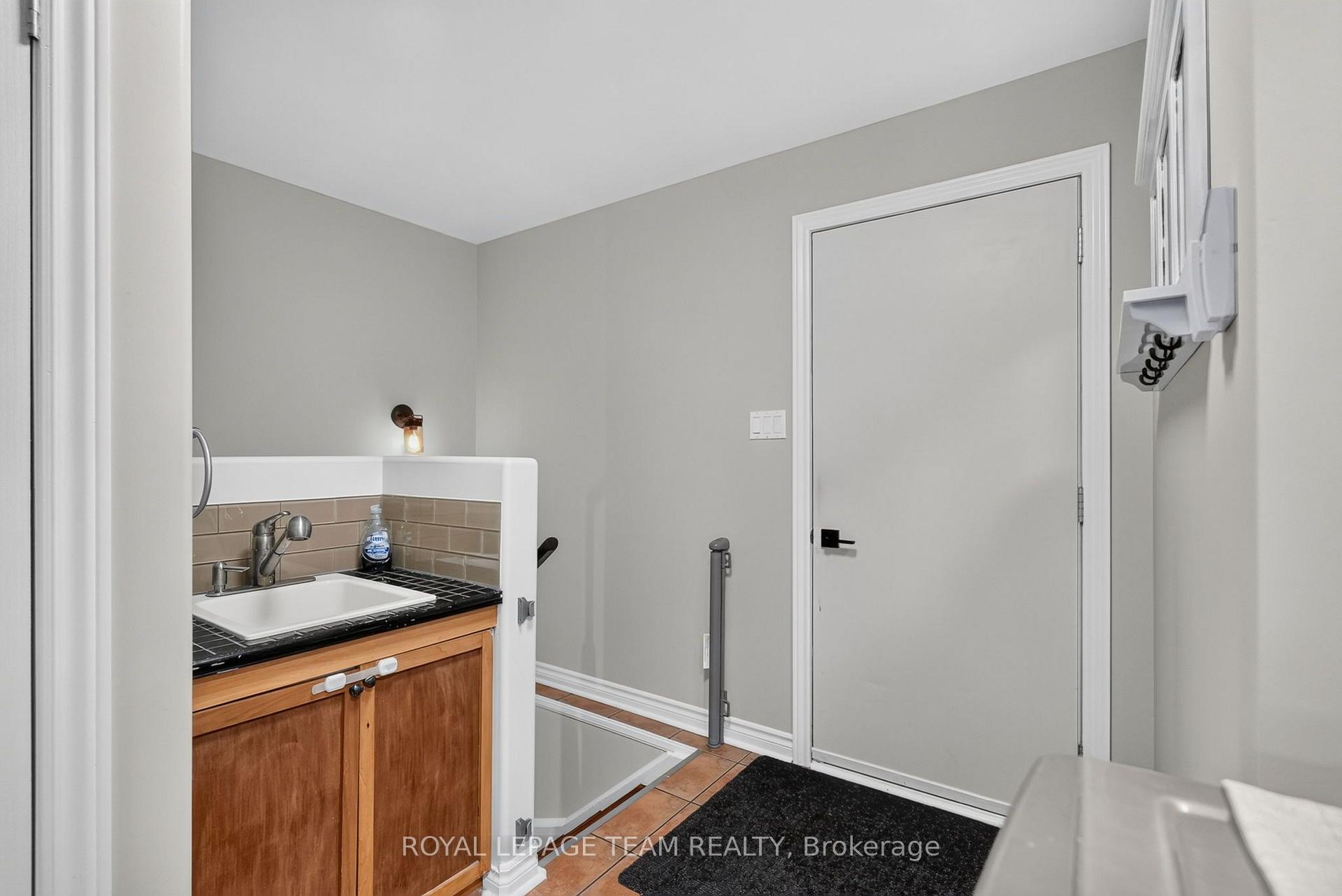 Photo 35 of 1550 Stanleyfield Crescent, Ottawa, Greely — HOMEH