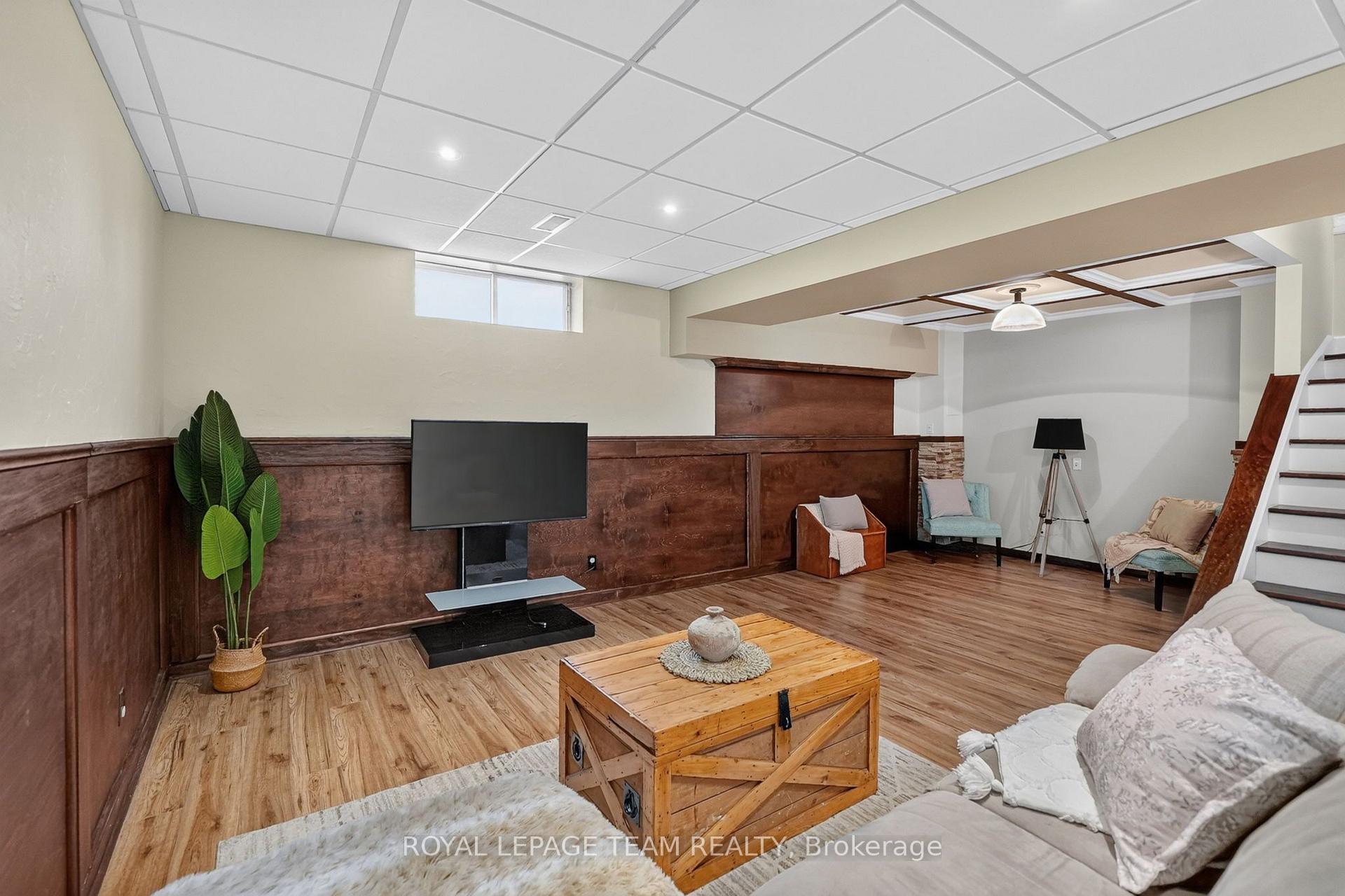 Photo 37 of 1550 Stanleyfield Crescent, Ottawa, Greely — HOMEH