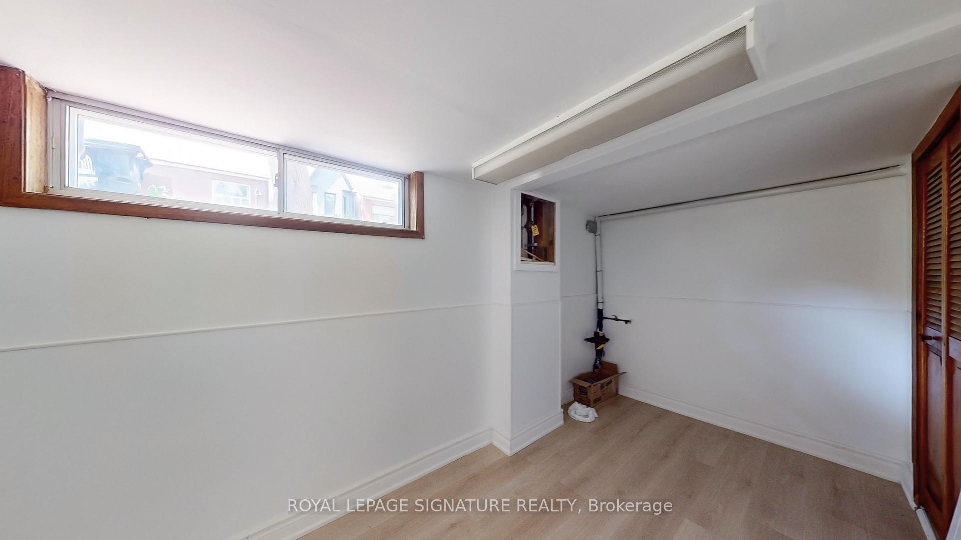 Photo 6 of Unit Lower, 247 Palmerston Avenue, Toronto, Trinity-Bellwoods — HOMEH