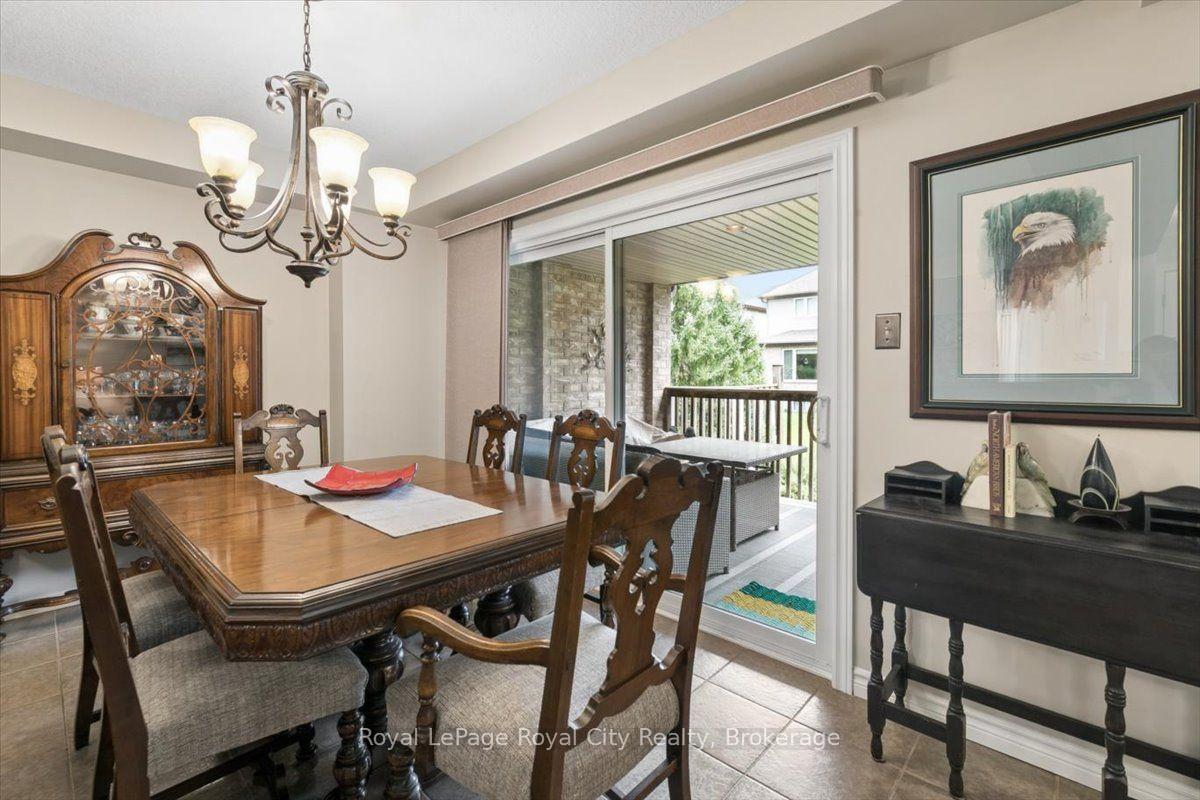 Photo 14 of 58 Walker Way, Guelph, Pineridge/Westminster Woods — HOMEH