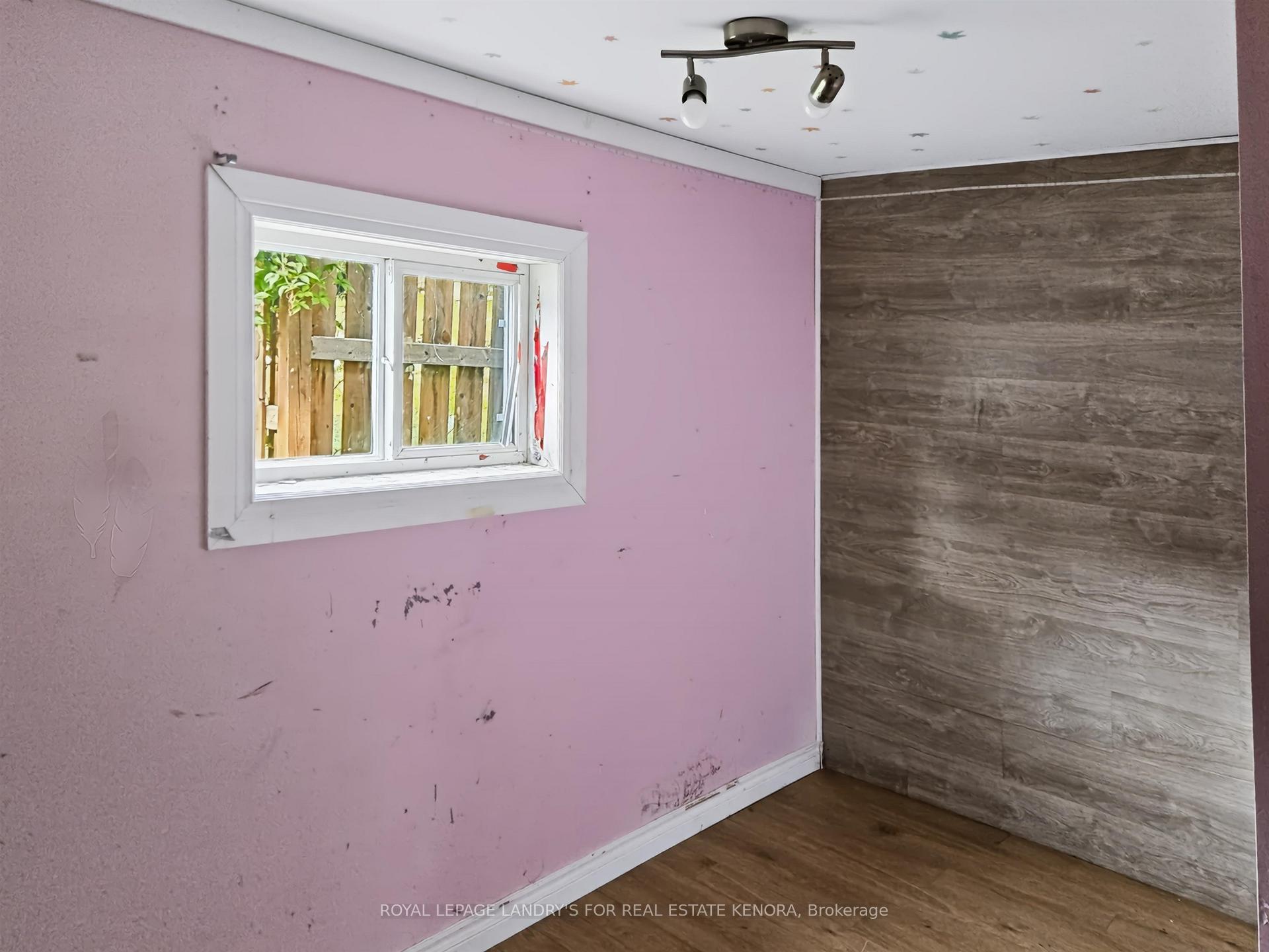 Photo 7 of 817 Fourth Avenue S, Kenora, Lakeside — HOMEH