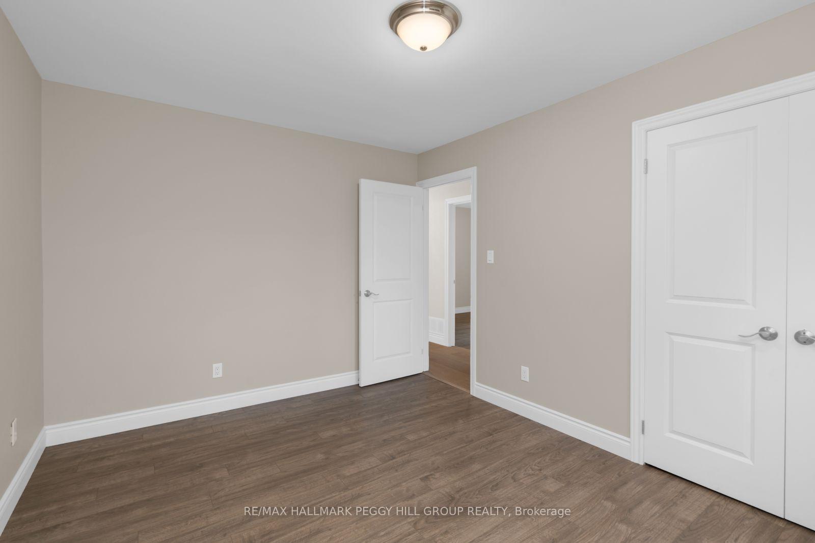 Photo 9 of 890 Nantyr Drive, Innisfil, Alcona — HOMEH