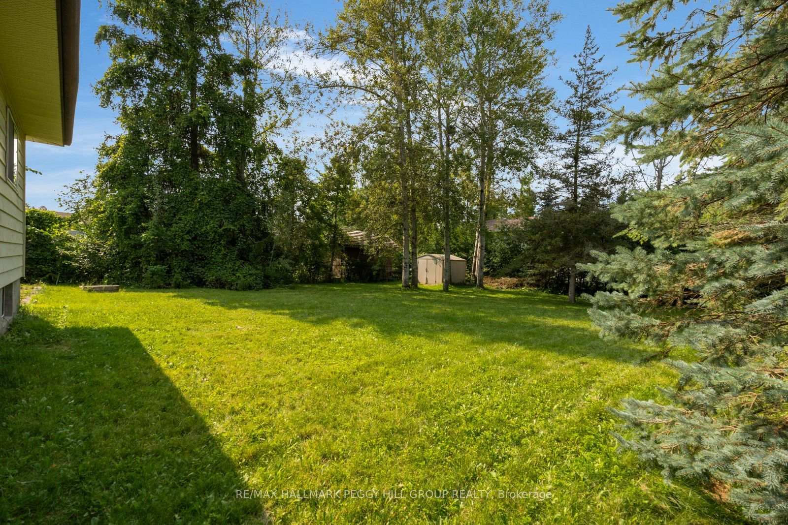 Photo 18 of 890 Nantyr Drive, Innisfil, Alcona — HOMEH
