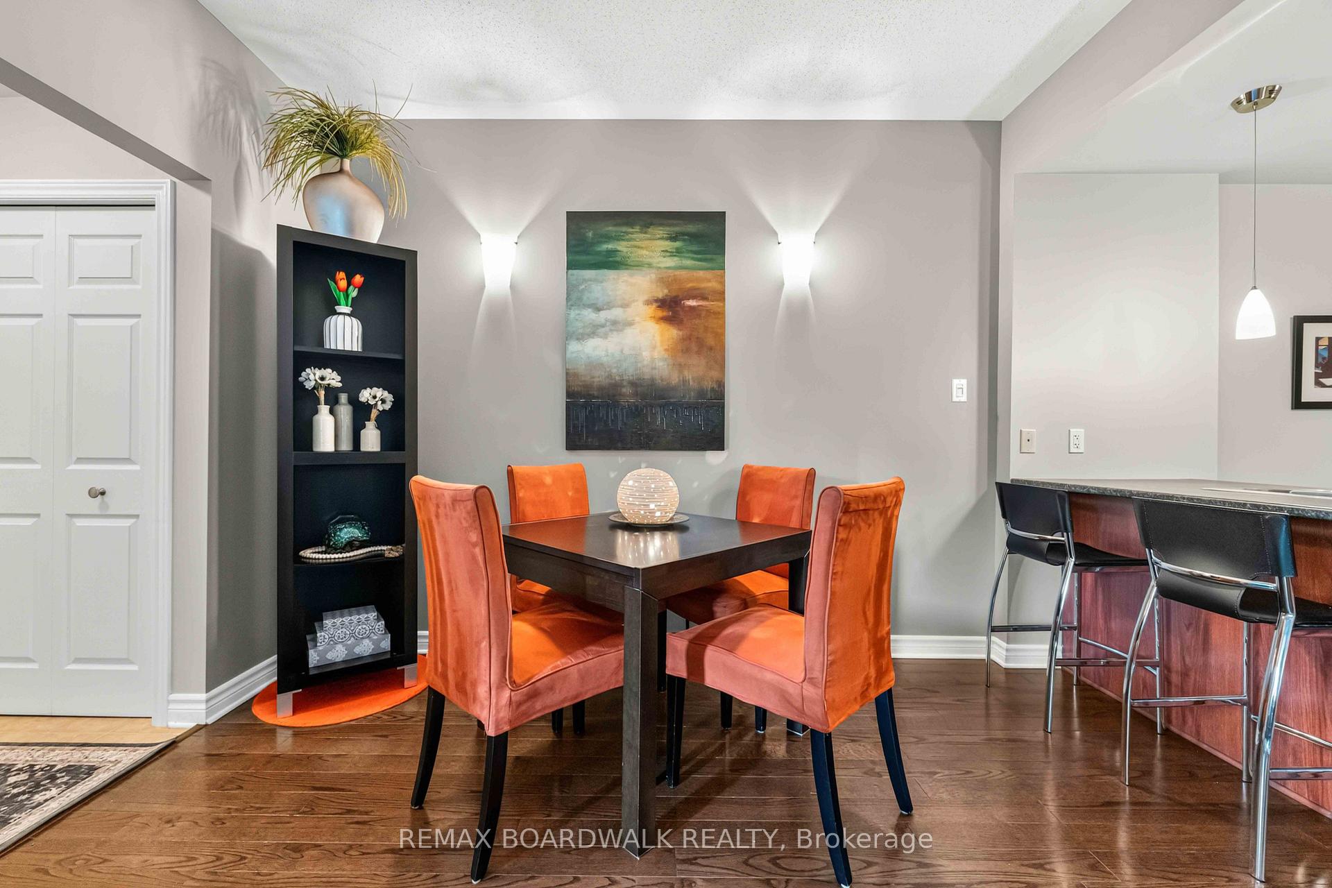 Photo 12 of Unit C, 241 Crestway Drive, Ottawa, Barrhaven East — HOMEH