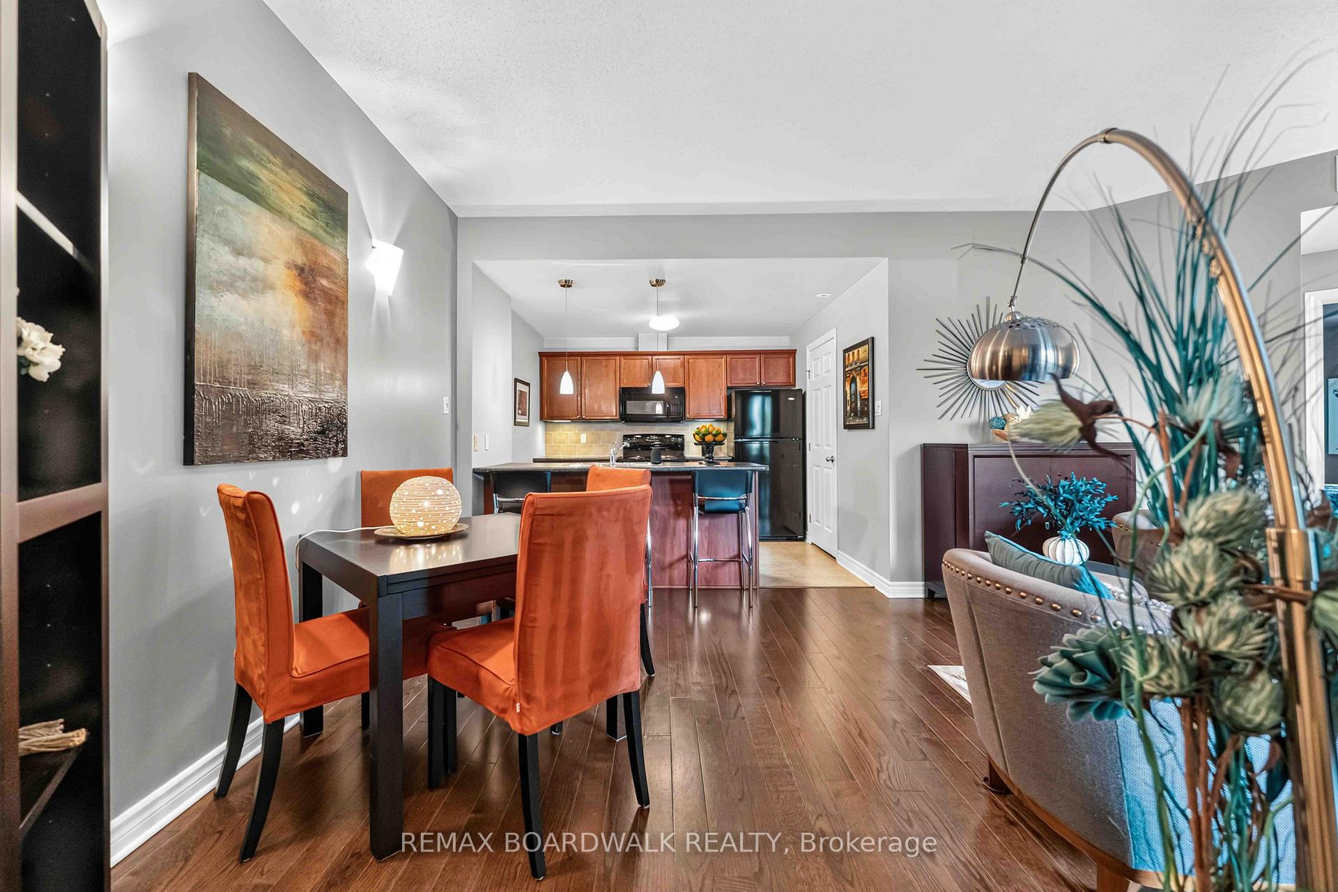 Photo 13 of Unit C, 241 Crestway Drive, Ottawa, Barrhaven East — HOMEH