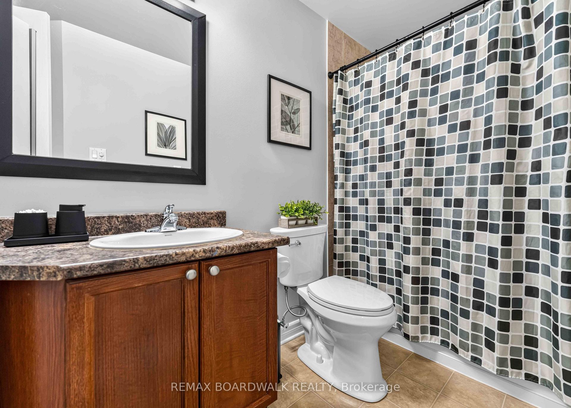 Photo 19 of Unit C, 241 Crestway Drive, Ottawa, Barrhaven East — HOMEH